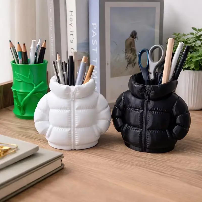 1pcs Cute 3D-Printed Down Jacket Pen Holder & Coaster Set – Fun Desktop Organizer for School Home Office (110 chars)
1pcs Cute 3D-Printed Down Jacket Pen Holder & Coaster Set – Fun Desktop Organizer for School Home Office (110 chars)