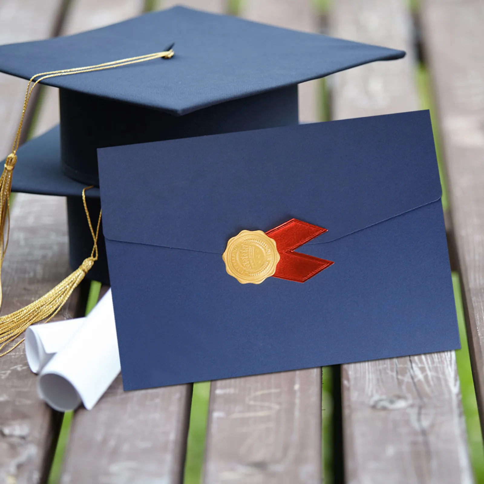 2Pcs A4 Certificate Cover Elegant Paper Diploma Holder for Graduation Certificates Awards Protection Portable Lightweight
2Pcs A4 Certificate Cover Elegant Paper Diploma Holder for Graduation Certificates Awards Protection Portable Lightweight