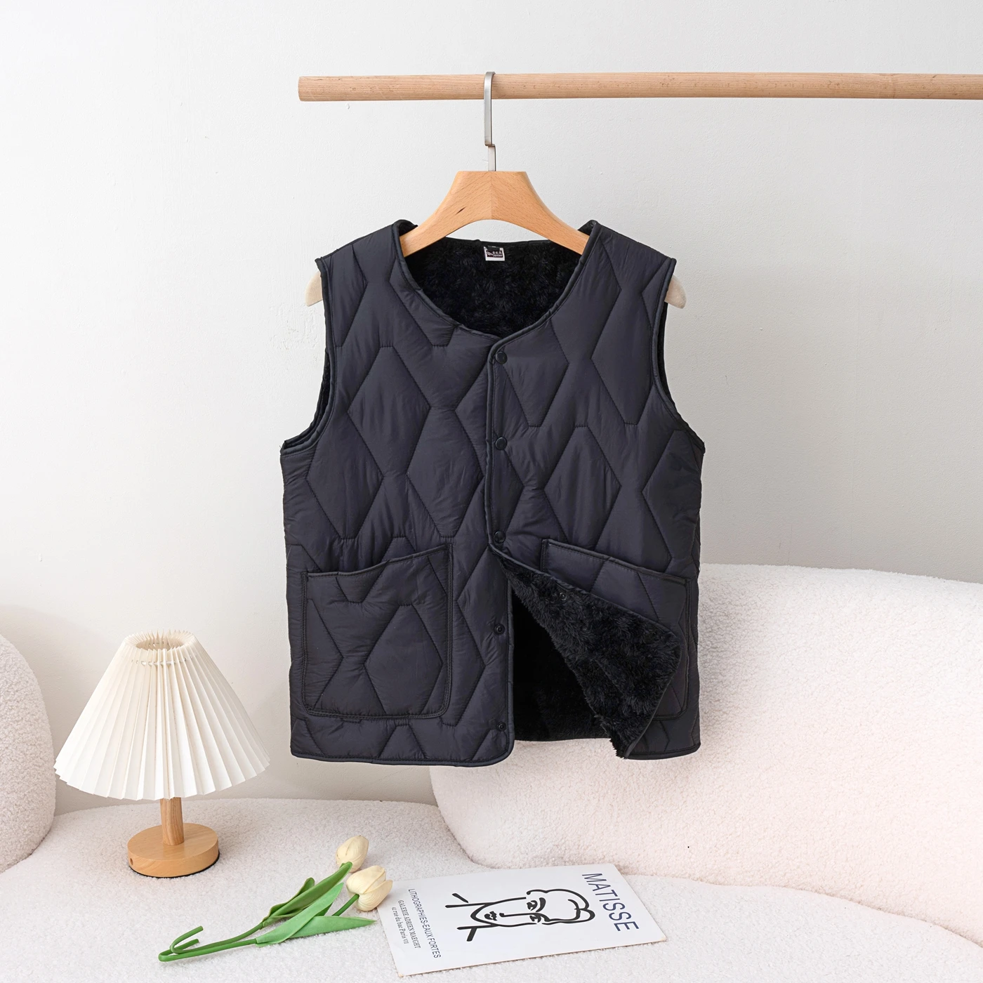 Женский свободный пуховый хлопковый жилет, осень-зима, теплая внутренняя одежда, базовый слой, жилет на подкладке, большой размер, морозостойкое хлопковое пальто
Женский свободный пуховый хлопковый жилет, осень-зима, теплая внутренняя одежда, базовый слой, жилет на подкладке, большой размер, морозостойкое хлопковое пальто