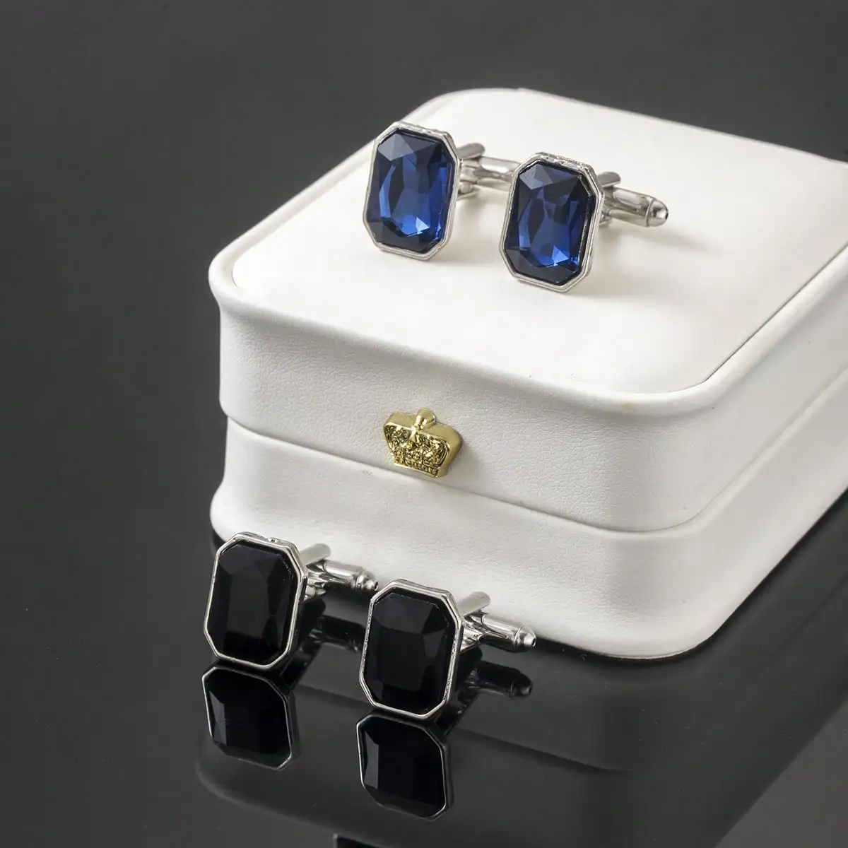 1 Pair Fashion Elegant Casual Business Style Glass Geometric Cufflinks For Men, Suitable For Groom & Groomsmen Suit Shirt Wear
1 Pair Fashion Elegant Casual Business Style Glass Geometric Cufflinks For Men, Suitable For Groom & Groomsmen Suit Shirt Wear