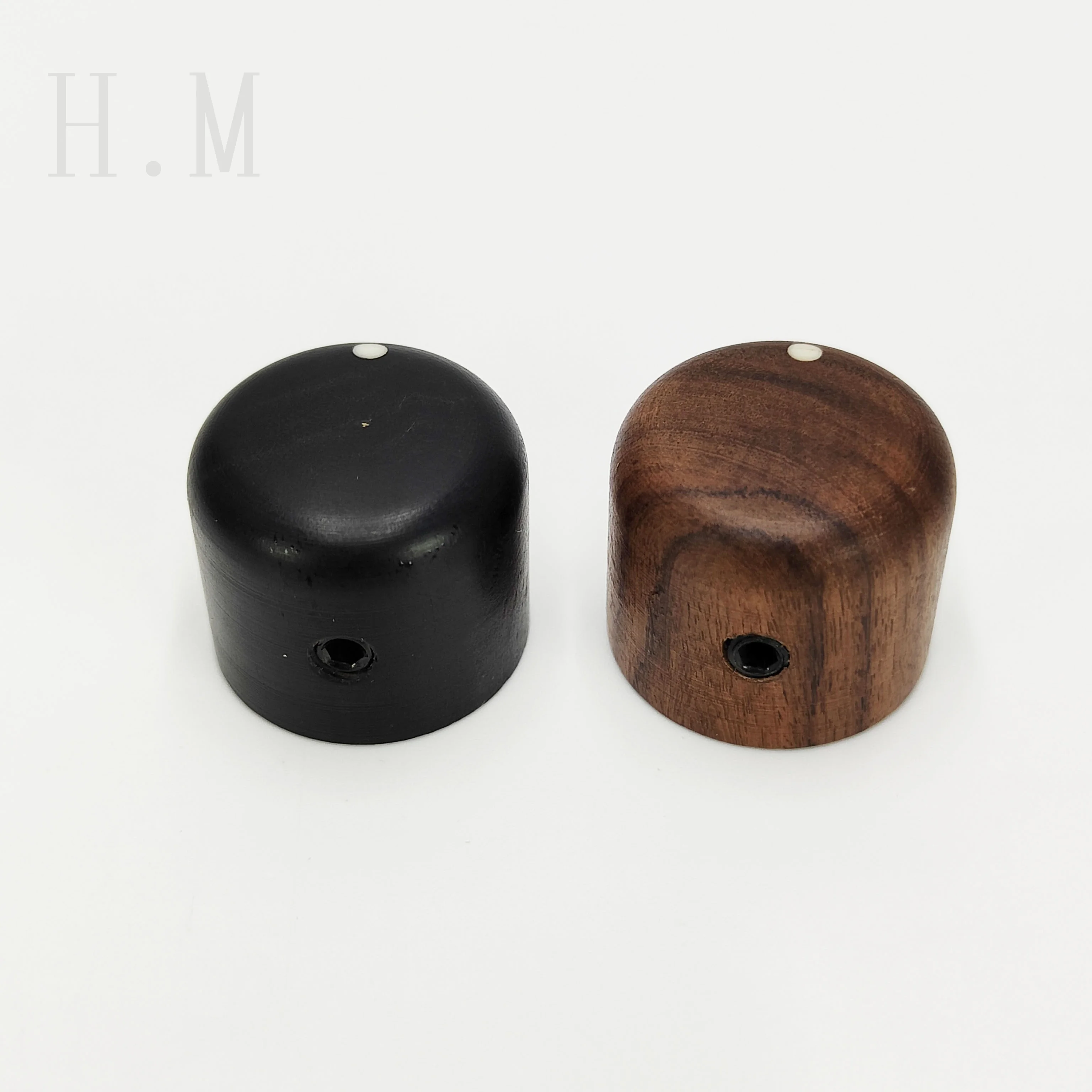 High end electric wood guitar with volume and tone, wood knob, rosewood ebony with point knob, potentiometer cap
High end electric wood guitar with volume and tone, wood knob, rosewood ebony with point knob, potentiometer cap
