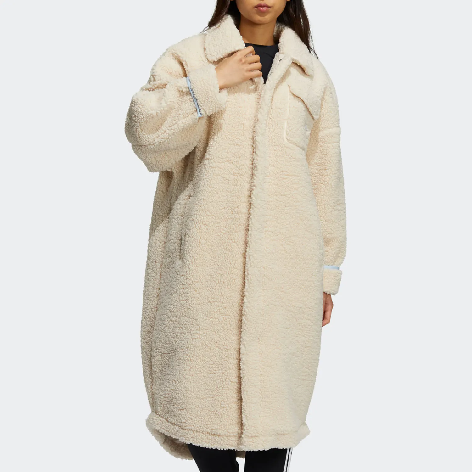 Adidas Originals Женское длинное пальто из искусственной овчины с лацканами HC0308
Adidas Originals Женское длинное пальто из искусственной овчины с лацканами HC0308