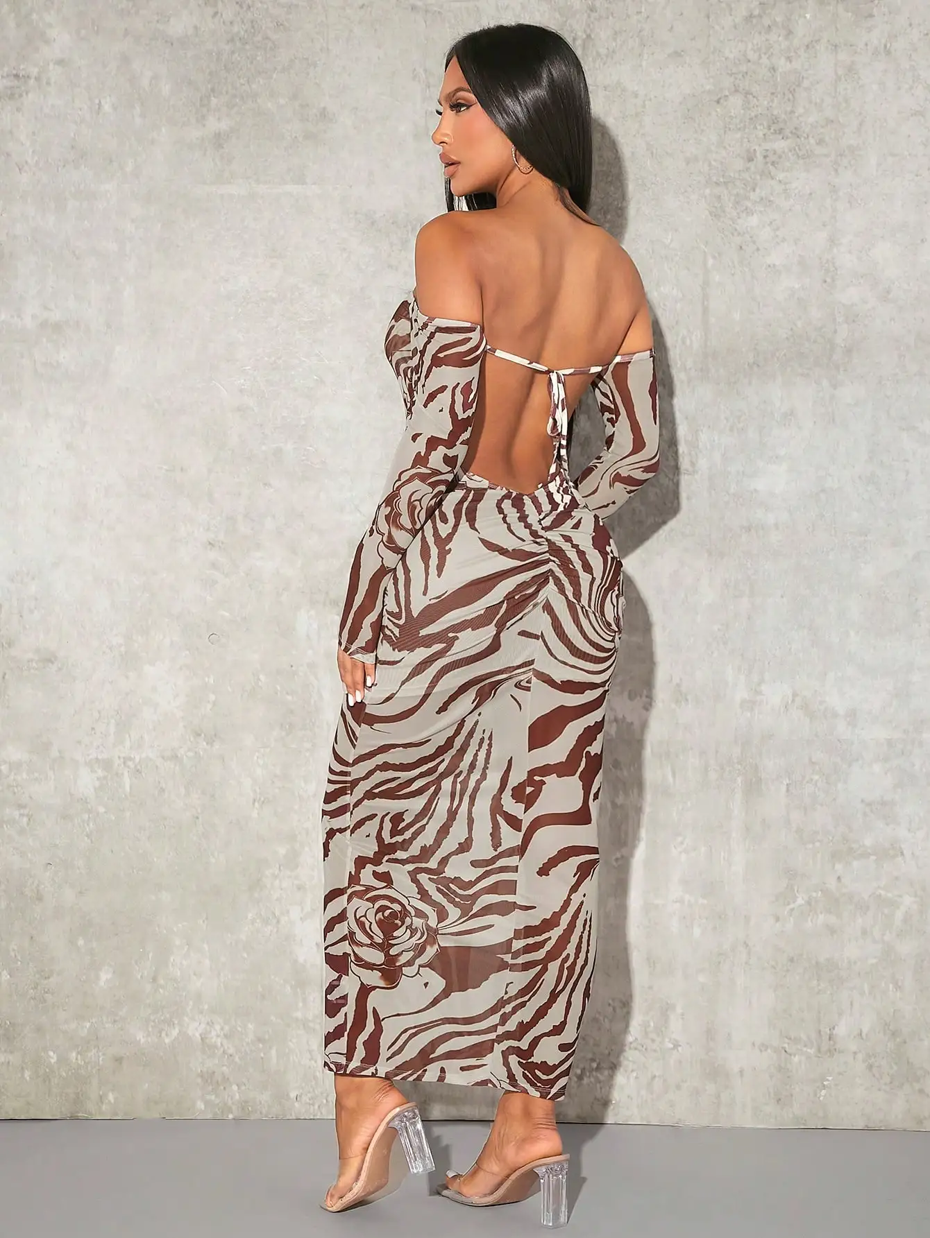Off Shoulder Backless Zebra Print Bodycon Maxi Dress with Tie Detail for Summer Night Out
Off Shoulder Backless Zebra Print Bodycon Maxi Dress with Tie Detail for Summer Night Out