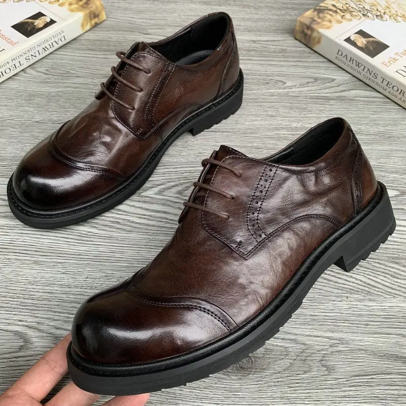 Cowhide Big Head Leather Men's Casual New Business Dress British Fashion Versatile Wide Sneakers Head Shoes
Cowhide Big Head Leather Men's Casual New Business Dress British Fashion Versatile Wide Sneakers Head Shoes