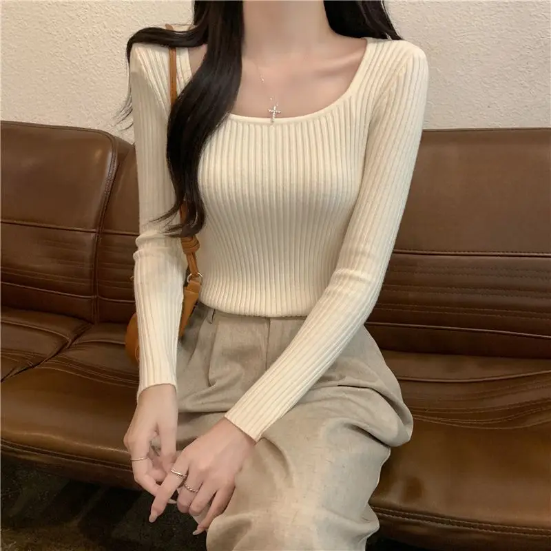 Women's Knitted Fleece Lined Slim Fit Thickened Long Sleeve Square Collar Sweater Autumn Winter Fashion Korean Style Warm Top
Women's Knitted Fleece Lined Slim Fit Thickened Long Sleeve Square Collar Sweater Autumn Winter Fashion Korean Style Warm Top