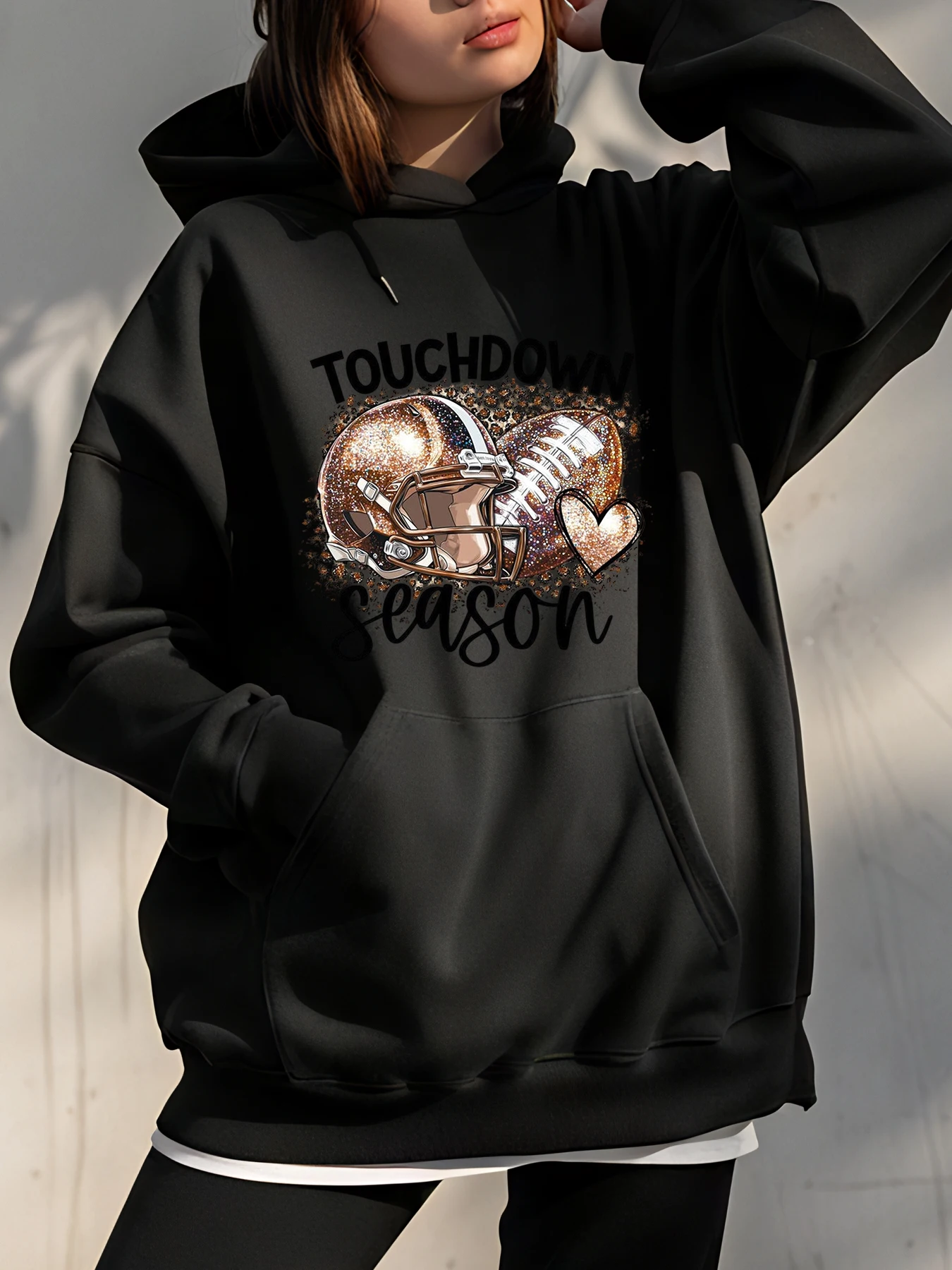 Футбольный шлем Touchdown сезон, толстовка с принтом сердца, женская повседневная толстовка, осенне-зимняя спортивная одежда, уличная одежда унисекс, мода
Футбольный шлем Touchdown сезон, толстовка с принтом сердца, женская повседневная толстовка, осенне-зимняя спортивная одежда, уличная одежда унисекс, мода