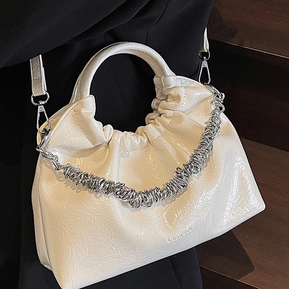 2025 New Women Handbags Solid Pu Leather Handle Bucket Bags Large Capacity Female Leisure Versatile Commute Crossbody Tote Packs
2025 New Women Handbags Solid Pu Leather Handle Bucket Bags Large Capacity Female Leisure Versatile Commute Crossbody Tote Packs