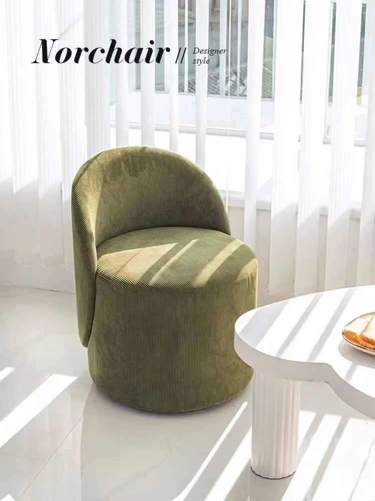 360 ° Вращающийся табурет для пеленания обуви, табурет для макияжа, губчатая спинка, туалетный стул, удобный дышащий стул для гостиной, ленивый диван-стул
360 ° Вращающийся табурет для пеленания обуви, табурет для макияжа, губчатая спинка, туалетный стул, удобный дышащий стул для гостиной, ленивый диван-стул