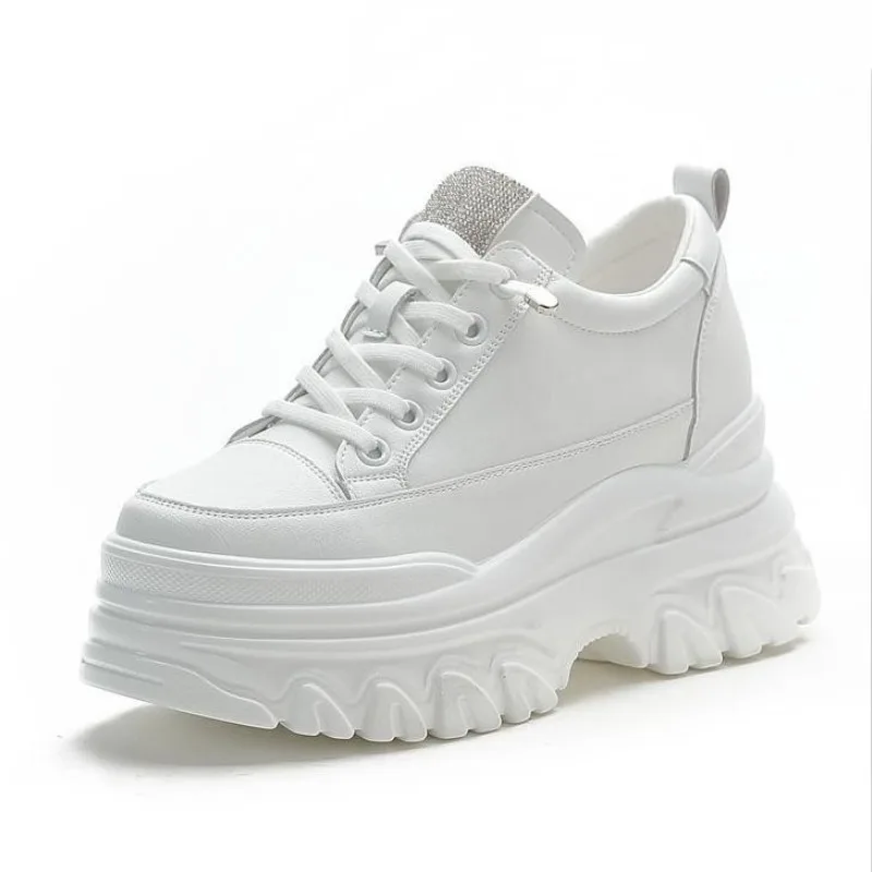 Женская обувь из натуральной кожи на высоком каблуке 9 см, кроссовки на массивном каблуке, туфли на танкетке и платформе, весна-лето, женская дышащая удобная обувь
Женская обувь из натуральной кожи на высоком каблуке 9 см, кроссовки на массивном каблуке, туфли на танкетке и платформе, весна-лето, женская дышащая удобная обувь