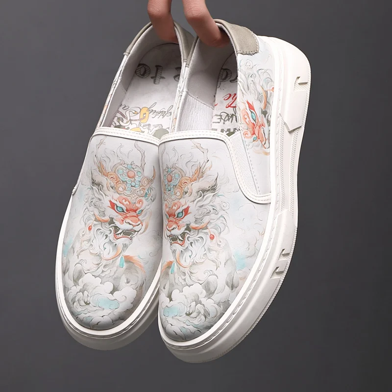 Ancient god animal printing niche male fashion shoes 2024 new slip-on lazy Lof shoes cover feet casual men's shoes
Ancient god animal printing niche male fashion shoes 2024 new slip-on lazy Lof shoes cover feet casual men's shoes