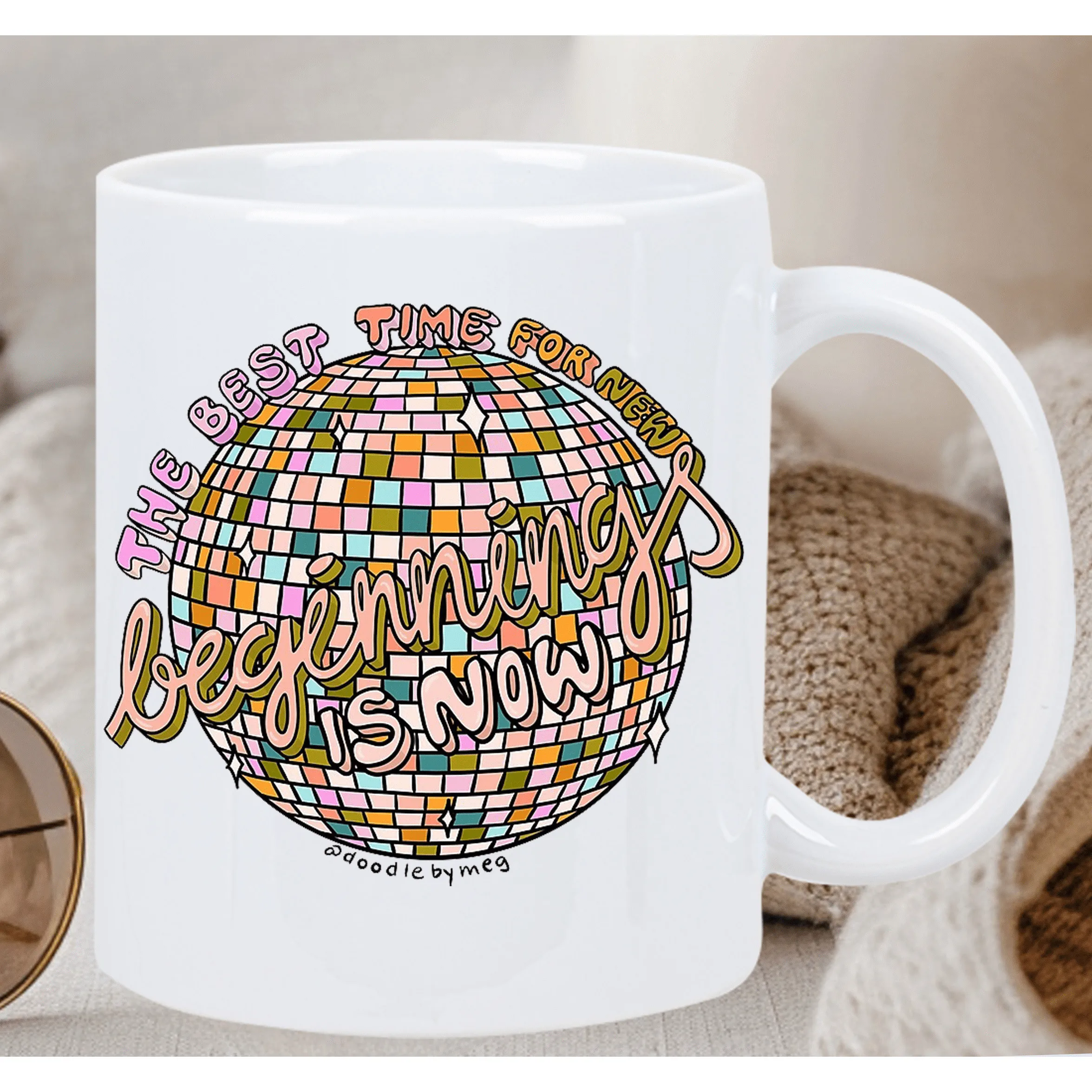 Изолированная керамическая кофейная кружка «Старт сейчас» — многоразовая, только для ручной стирки — идеальный подарок для всех возрастов
Изолированная керамическая кофейная кружка «Старт сейчас» — многоразовая, только для ручной стирки — идеальный подарок для всех возрастов