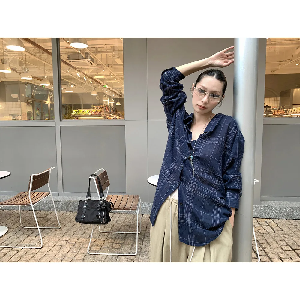 Personalized Spicy Girl Design Sense Checkered Shirt for Women in Early Autumn 2025, Loose Long Sleeved Top
Personalized Spicy Girl Design Sense Checkered Shirt for Women in Early Autumn 2025, Loose Long Sleeved Top