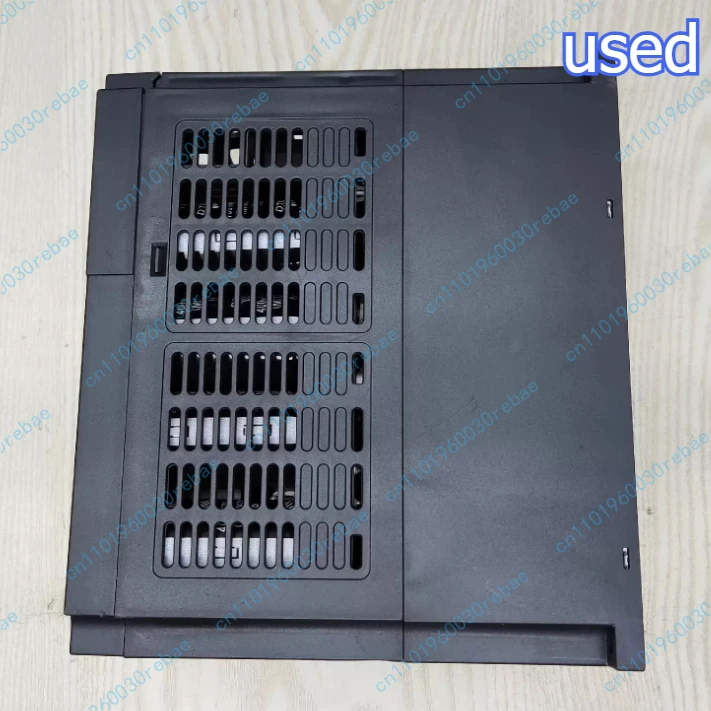 Accessories 1pcs 3.7kw/380v frequency converter model: dlb2-03d7t4g
Accessories 1pcs 3.7kw/380v frequency converter model: dlb2-03d7t4g
