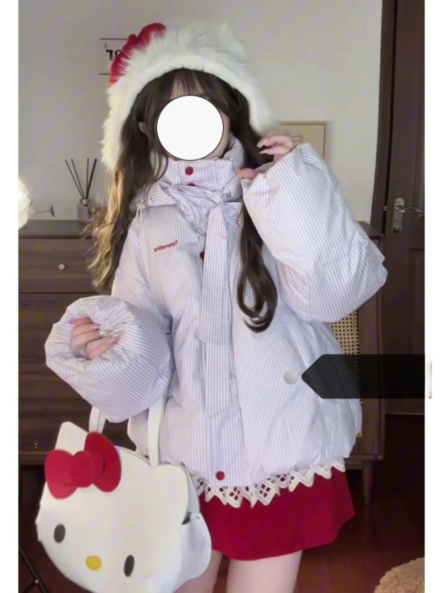 Корейская утепленная куртка-пуховик в полоску больших размеров из хлопка для женщин, осенне-зимняя, с высокой талией, теплая, для повседневной носки, модная
Корейская утепленная куртка-пуховик в полоску больших размеров из хлопка для женщин, осенне-зимняя, с высокой талией, теплая, для повседневной носки, модная