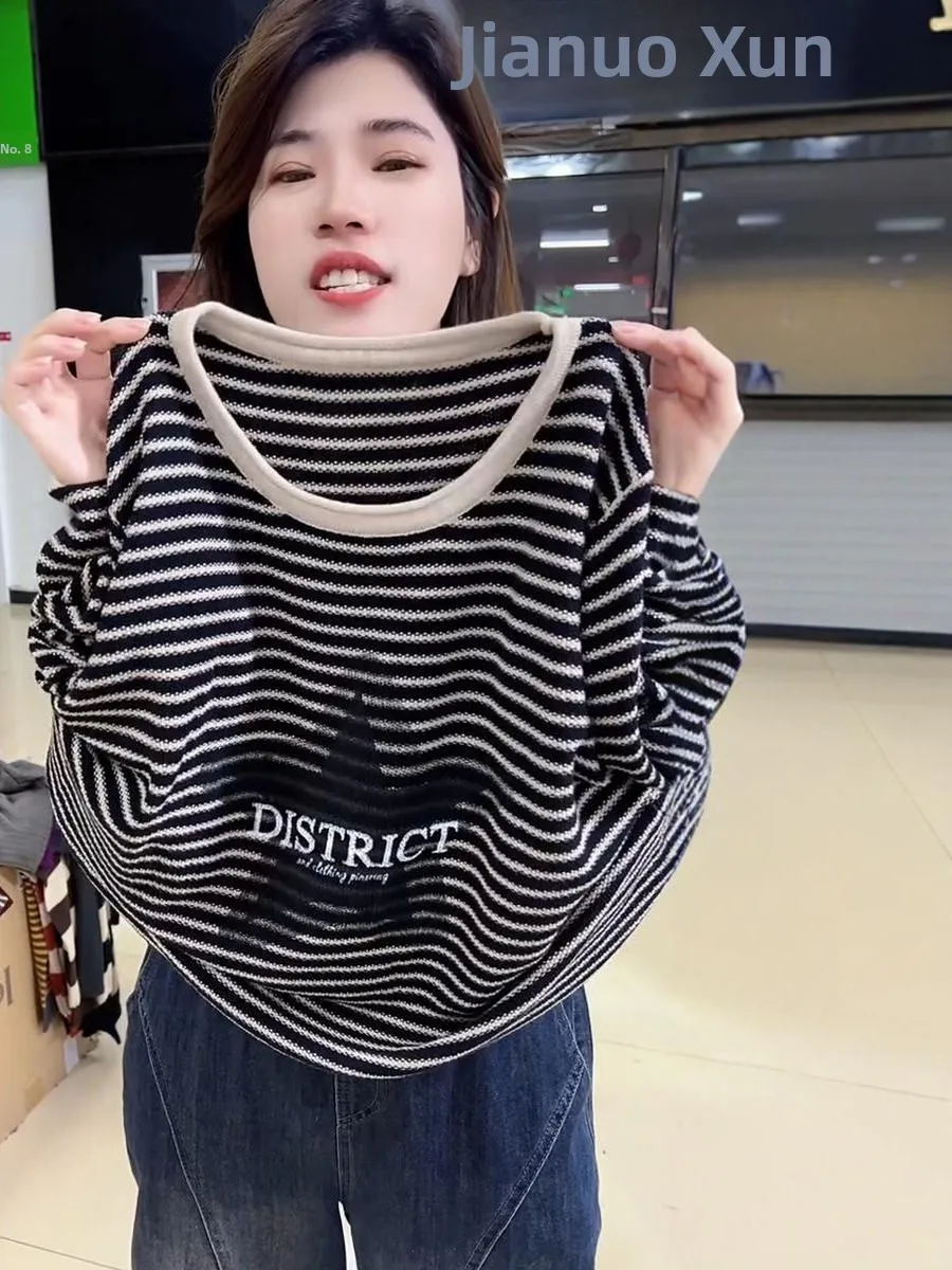 Loose Long Sleeve Women's Knitted Sweater Early Autumn Fashion plus Size Base Layer Shirt Artistic Style Comfortable Wear
Loose Long Sleeve Women's Knitted Sweater Early Autumn Fashion plus Size Base Layer Shirt Artistic Style Comfortable Wear