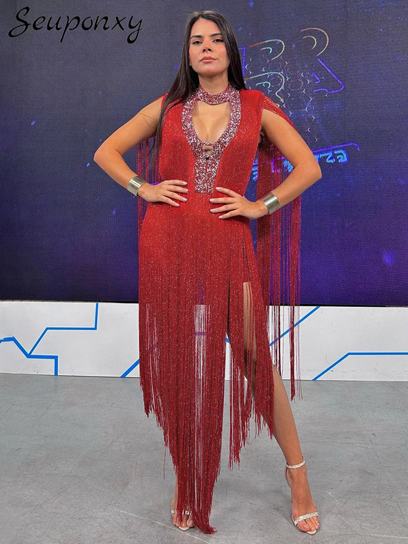 High Quality Women'S Sexy O-Neck Sleeveless Fashion Tassel Hollow Diamond Bandage Mini Dress Elegant Evening Party Dress Vestdos
High Quality Women'S Sexy O-Neck Sleeveless Fashion Tassel Hollow Diamond Bandage Mini Dress Elegant Evening Party Dress Vestdos