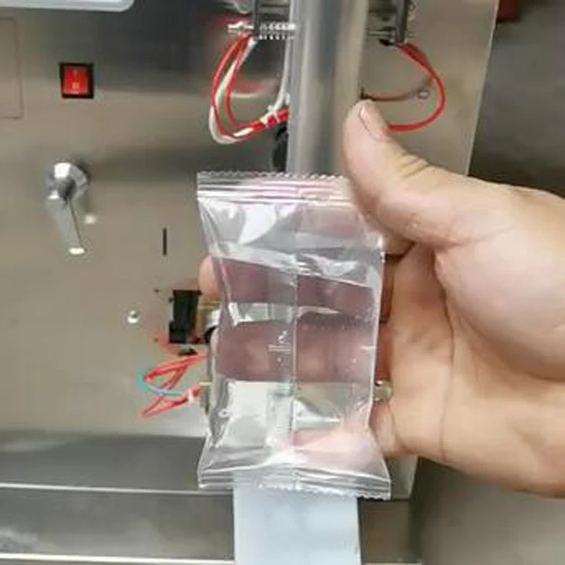 Automatic Packaging Machine Electric Multi-functional Paste Liquid Quantitative Packaging Machine