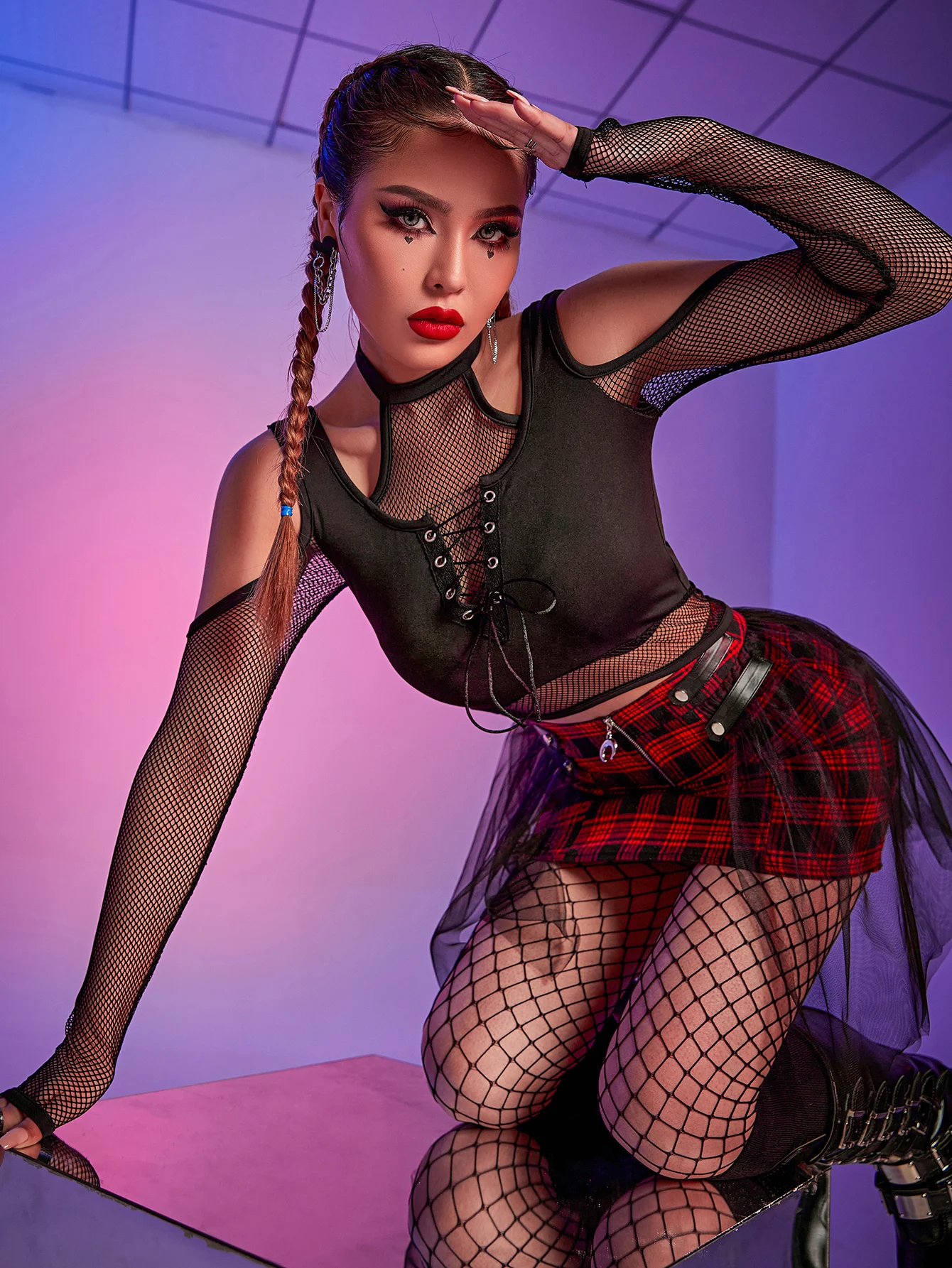 Bold Shade Dark Gothic Aesthetic Women Sexy T-shirts Grunge Fishnet Patchwork Bandage Crop Tops Long Sleeve Bodycon Cut Out Tees
Bold Shade Dark Gothic Aesthetic Women Sexy T-shirts Grunge Fishnet Patchwork Bandage Crop Tops Long Sleeve Bodycon Cut Out Tees