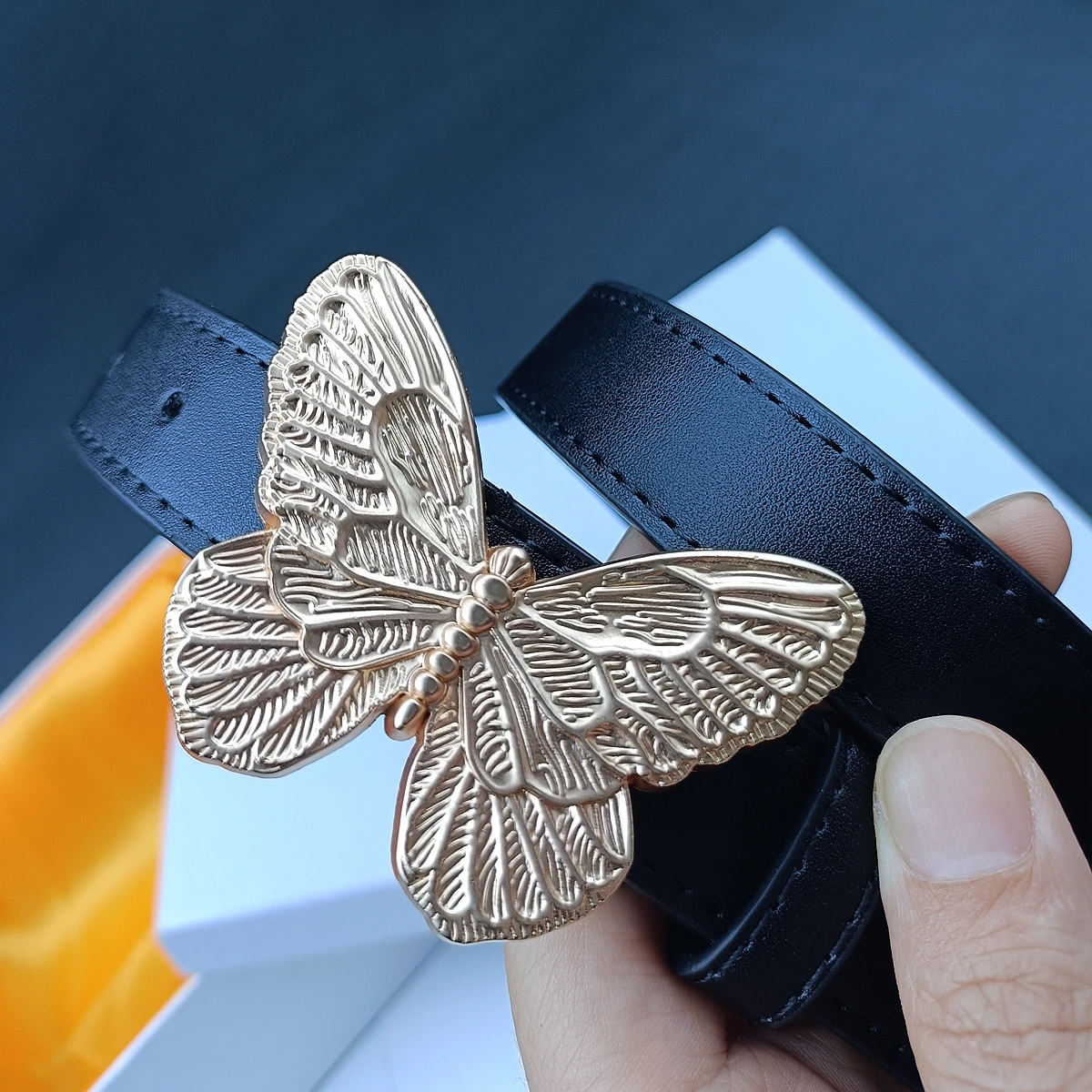 2.5cm Butterfly pattern Belt Luxury Designer Famous Brand High Quality Leather Hot Women Belts For Dress
2.5cm Butterfly pattern Belt Luxury Designer Famous Brand High Quality Leather Hot Women Belts For Dress