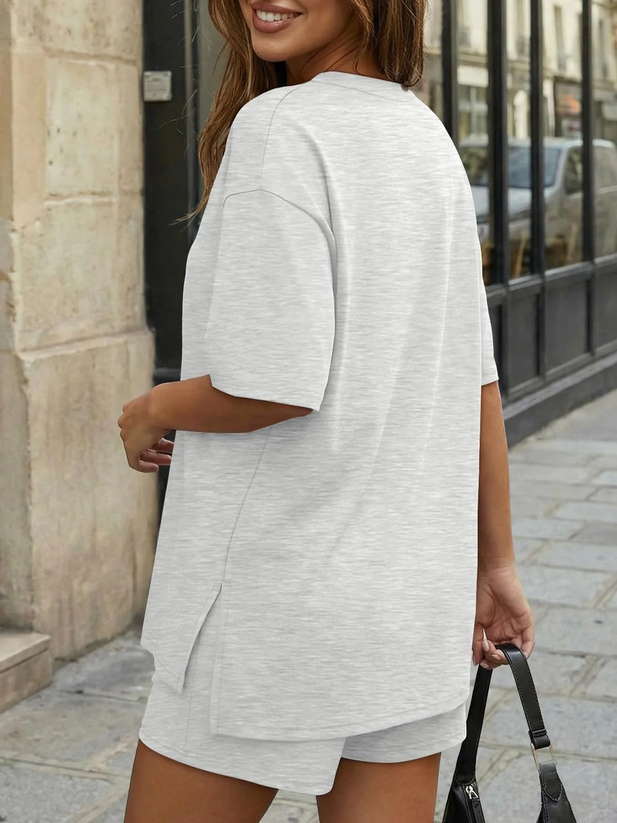 Women's Summer Casual 2 Piece Outfits Solid Color Crew Neck Short Sleeve Oversized T-Shirt Shorts Set for for Home and Going Out
Women's Summer Casual 2 Piece Outfits Solid Color Crew Neck Short Sleeve Oversized T-Shirt Shorts Set for for Home and Going Out