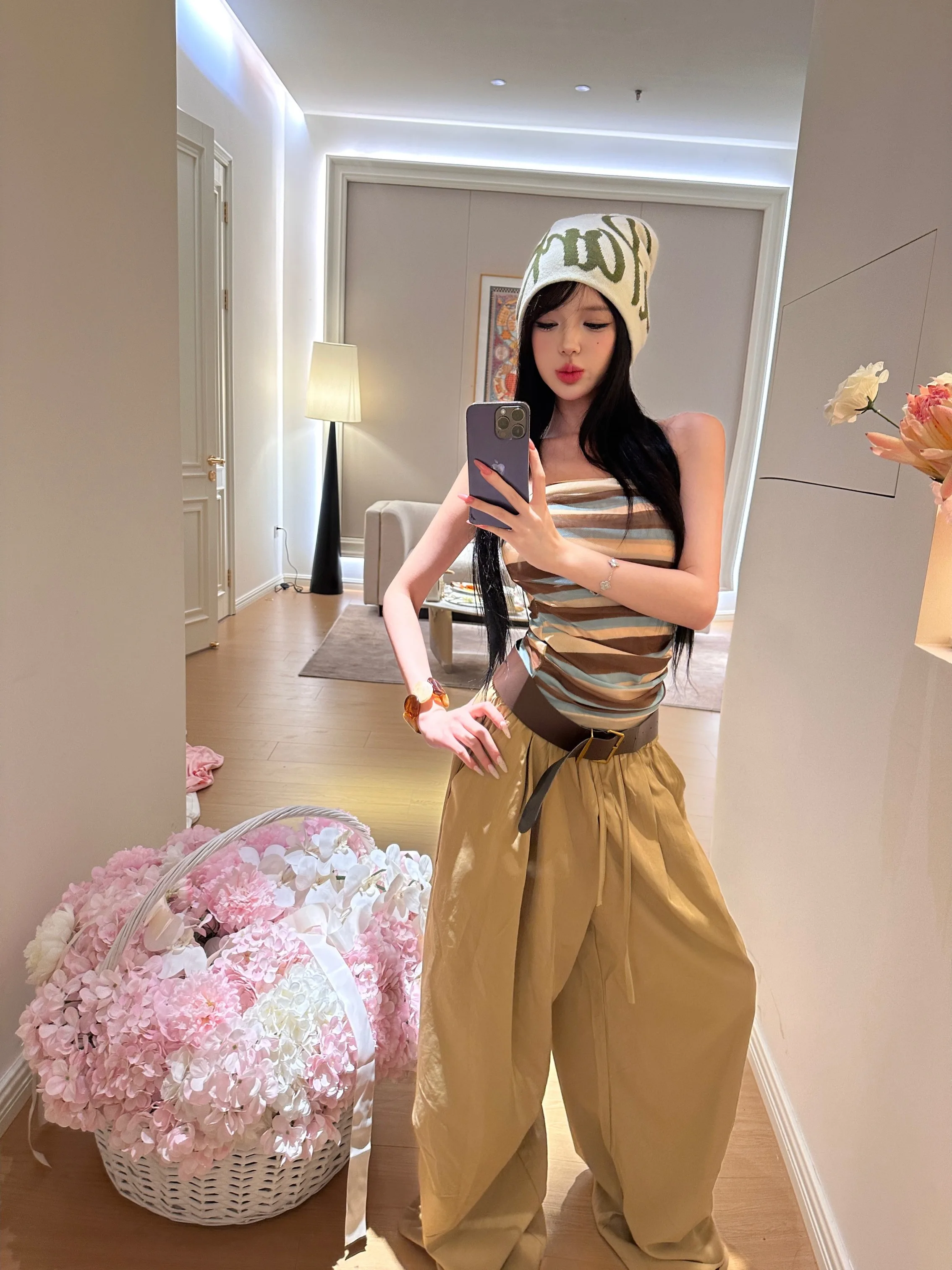 Retro Striped Tube Top Set Women Summer Spicy Folded Tube Top Draped Wide Leg Pants Two Piece Set Spicy Girl Style
Retro Striped Tube Top Set Women Summer Spicy Folded Tube Top Draped Wide Leg Pants Two Piece Set Spicy Girl Style