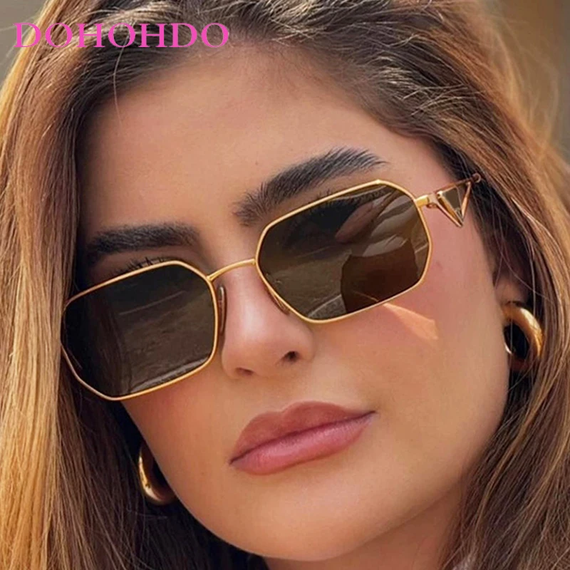 Brand Design Square Sunglasses Women Metal Frame Hollow Legs Vintage High Quality Sun Glasses Men Shades Female Eyewear UV400
Brand Design Square Sunglasses Women Metal Frame Hollow Legs Vintage High Quality Sun Glasses Men Shades Female Eyewear UV400