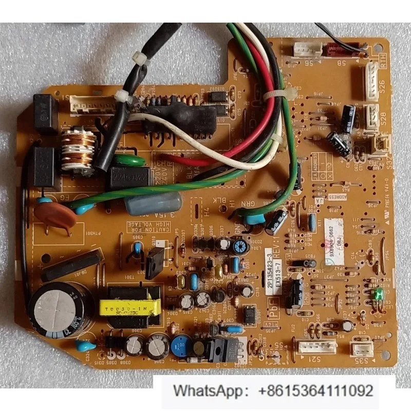Internal machine board 2P135423-3 FVXD68CMV2C internal machine main board
Internal machine board 2P135423-3 FVXD68CMV2C internal machine main board