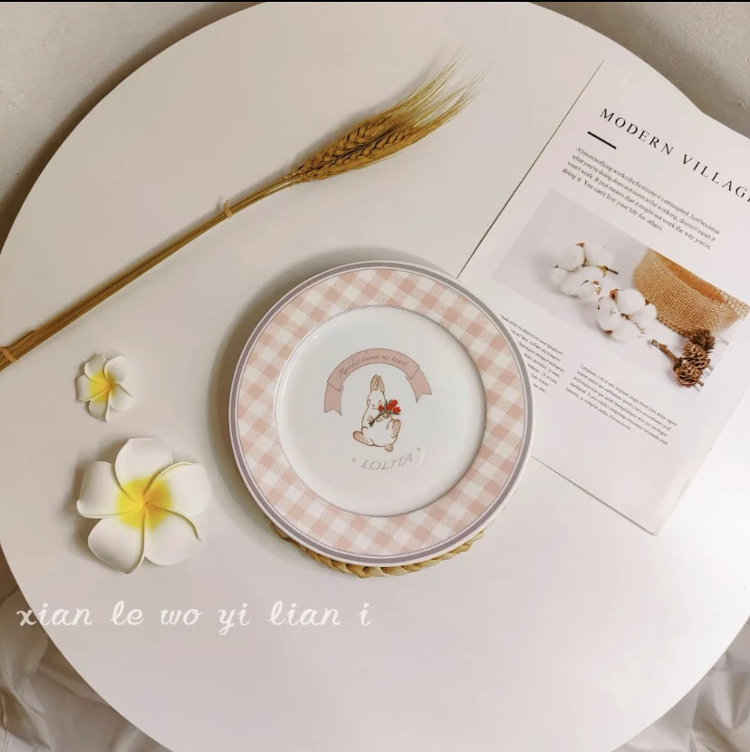 Vintage Floral Tulip Ceramic Plate for Breakfast, Desserts and Western Food, Cute Girl Net Red, Round Dish
Vintage Floral Tulip Ceramic Plate for Breakfast, Desserts and Western Food, Cute Girl Net Red, Round Dish