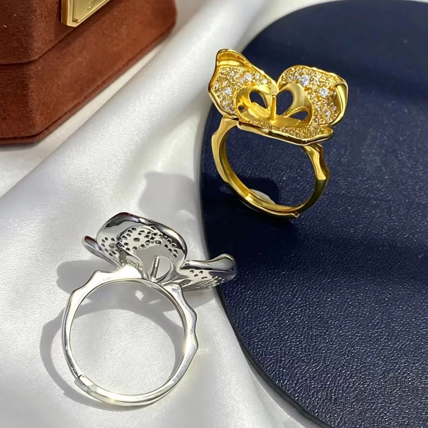 S925 Sterling Silver Adjustable Ring Mount Settings Findings Mountings Accessory Parts for 11-12mm Pearls
S925 Sterling Silver Adjustable Ring Mount Settings Findings Mountings Accessory Parts for 11-12mm Pearls