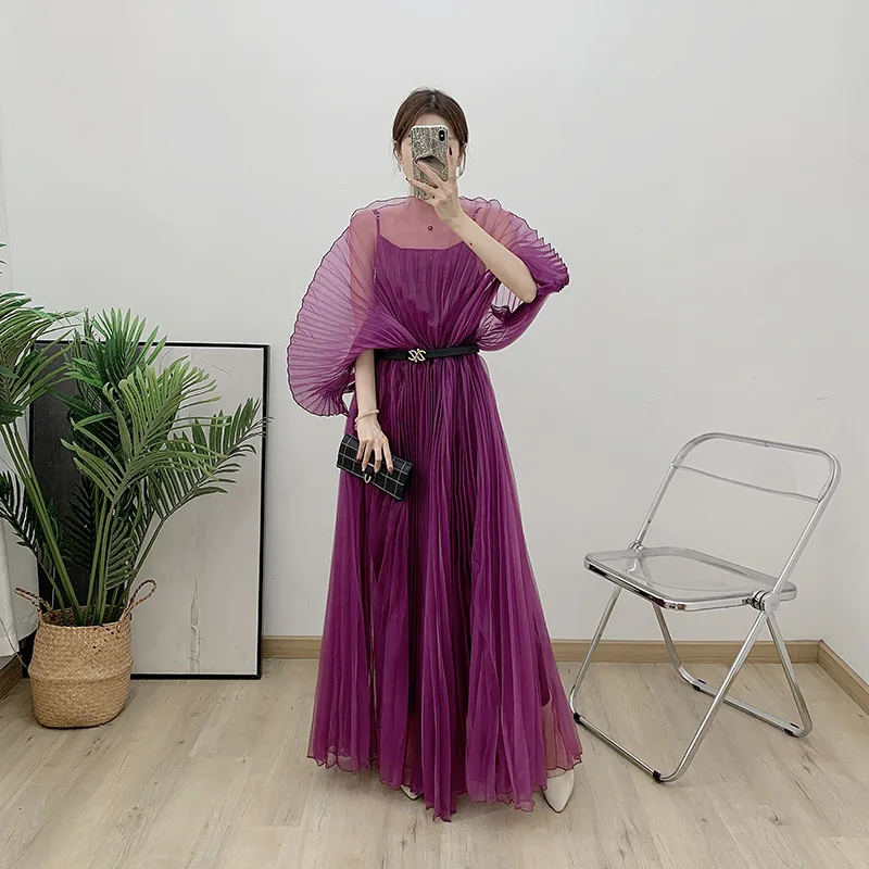 Miyake Pleated Folds 2024 Fall New Women's Hand Loose Dress Plus-size Women's Evening Robe Dress
Miyake Pleated Folds 2024 Fall New Women's Hand Loose Dress Plus-size Women's Evening Robe Dress