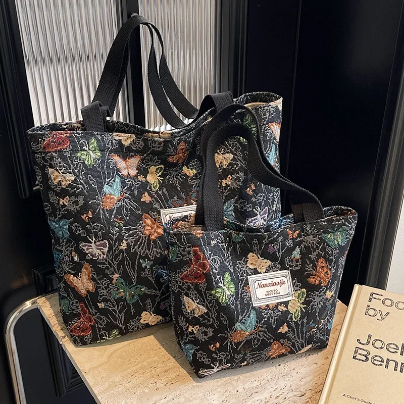 Large Capacity Butterfly Women's Canvas Bag, Commuting Study Leisure Tote Bag, Shopping Shoulder Storage Bag
Large Capacity Butterfly Women's Canvas Bag, Commuting Study Leisure Tote Bag, Shopping Shoulder Storage Bag