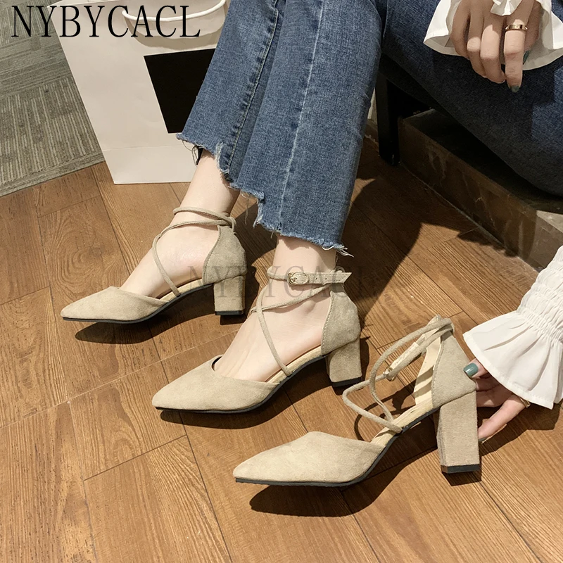 2023 New Summer Pointed Thick with Women's Shoes Cross with Comfortable Versatile Hollow High Heels Frosted Fashion Sandals
2023 New Summer Pointed Thick with Women's Shoes Cross with Comfortable Versatile Hollow High Heels Frosted Fashion Sandals