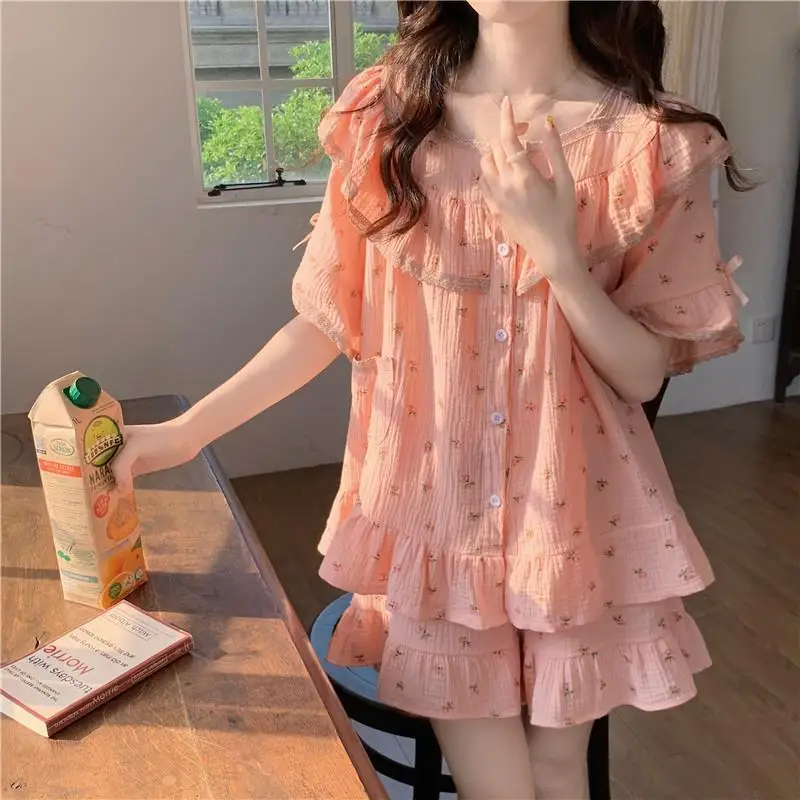 New Women's Summer Short-Sleeve Pajamas Sweet Floral Pajamas Women's Summer Set Lace Princess Short-Sleeve and Shorts Homewear
New Women's Summer Short-Sleeve Pajamas Sweet Floral Pajamas Women's Summer Set Lace Princess Short-Sleeve and Shorts Homewear