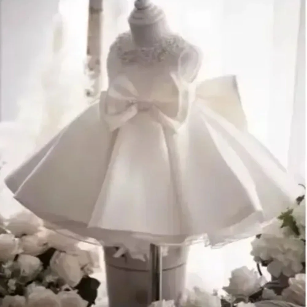 Мини-платье для девочек с цветочным узором, с круглым вырезом, без рукавов, длиной до колена, с бисером, детское платье для свадьбы
Мини-платье для девочек с цветочным узором, с круглым вырезом, без рукавов, длиной до колена, с бисером, детское платье для свадьбы