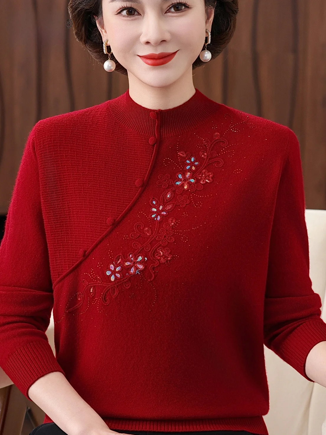 Warm Woolen Embroidered f High Collar Pure Wool Sweater Women's Base irt Top for Middle-Aged And ly Faionable Cas...
Warm Woolen Embroidered f High Collar Pure Wool Sweater Women's Base irt Top for Middle-Aged And ly Faionable Cas...