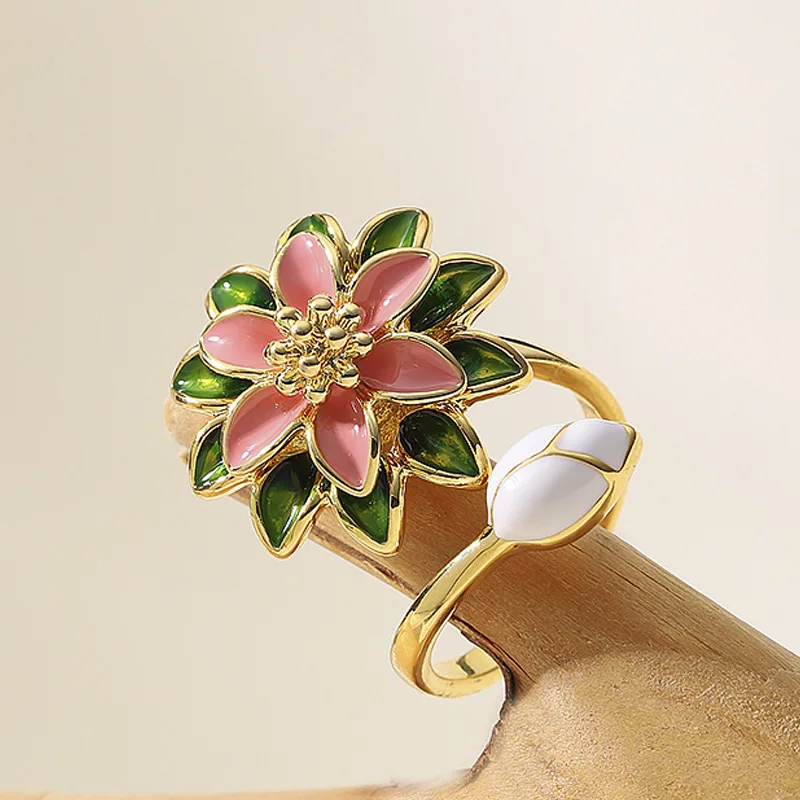 Stylish, elegant, small fragrance, dripping oil, three-dimensional flower opening, adjustable ring, niche hand accessories
Stylish, elegant, small fragrance, dripping oil, three-dimensional flower opening, adjustable ring, niche hand accessories