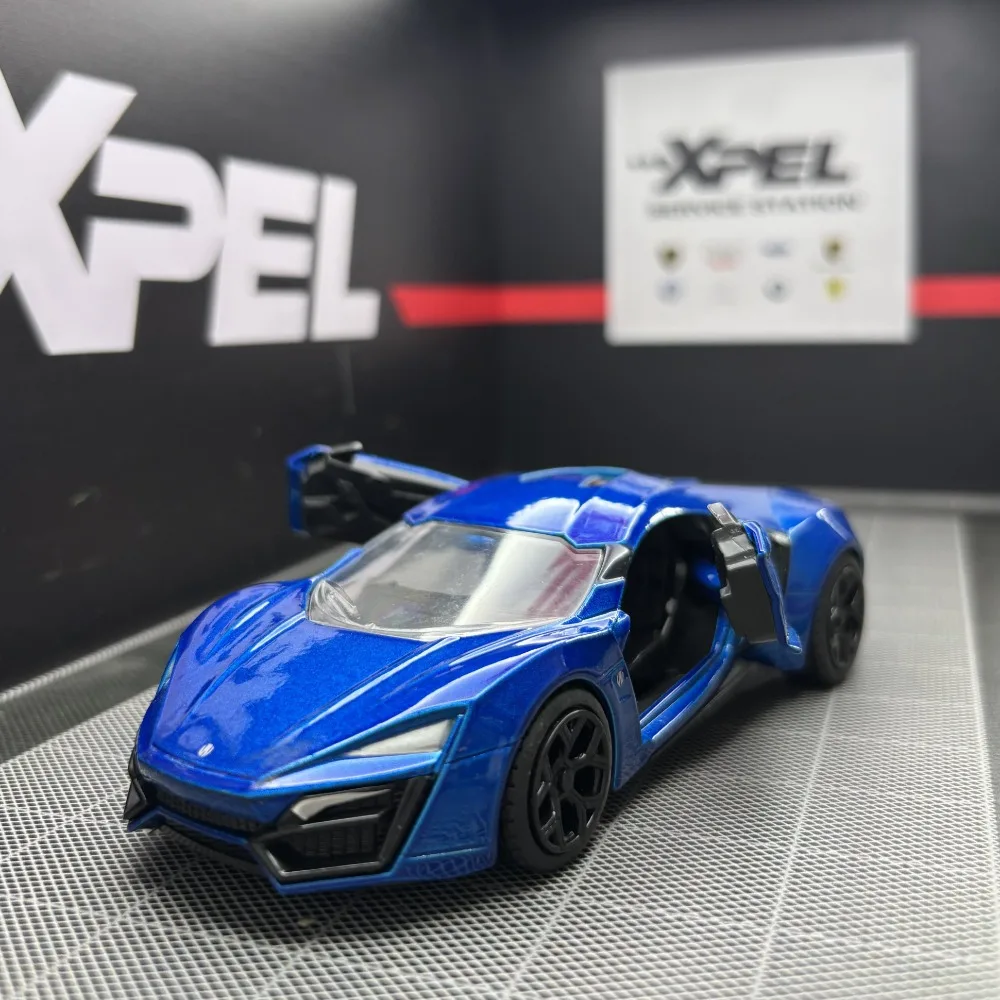 1:24 LYKAN Hypersport Diecasts & Toy Vehicles Metal Car Model Sound Light Collection Car Toys For Children Christmas Gift
1:24 LYKAN Hypersport Diecasts & Toy Vehicles Metal Car Model Sound Light Collection Car Toys For Children Christmas Gift