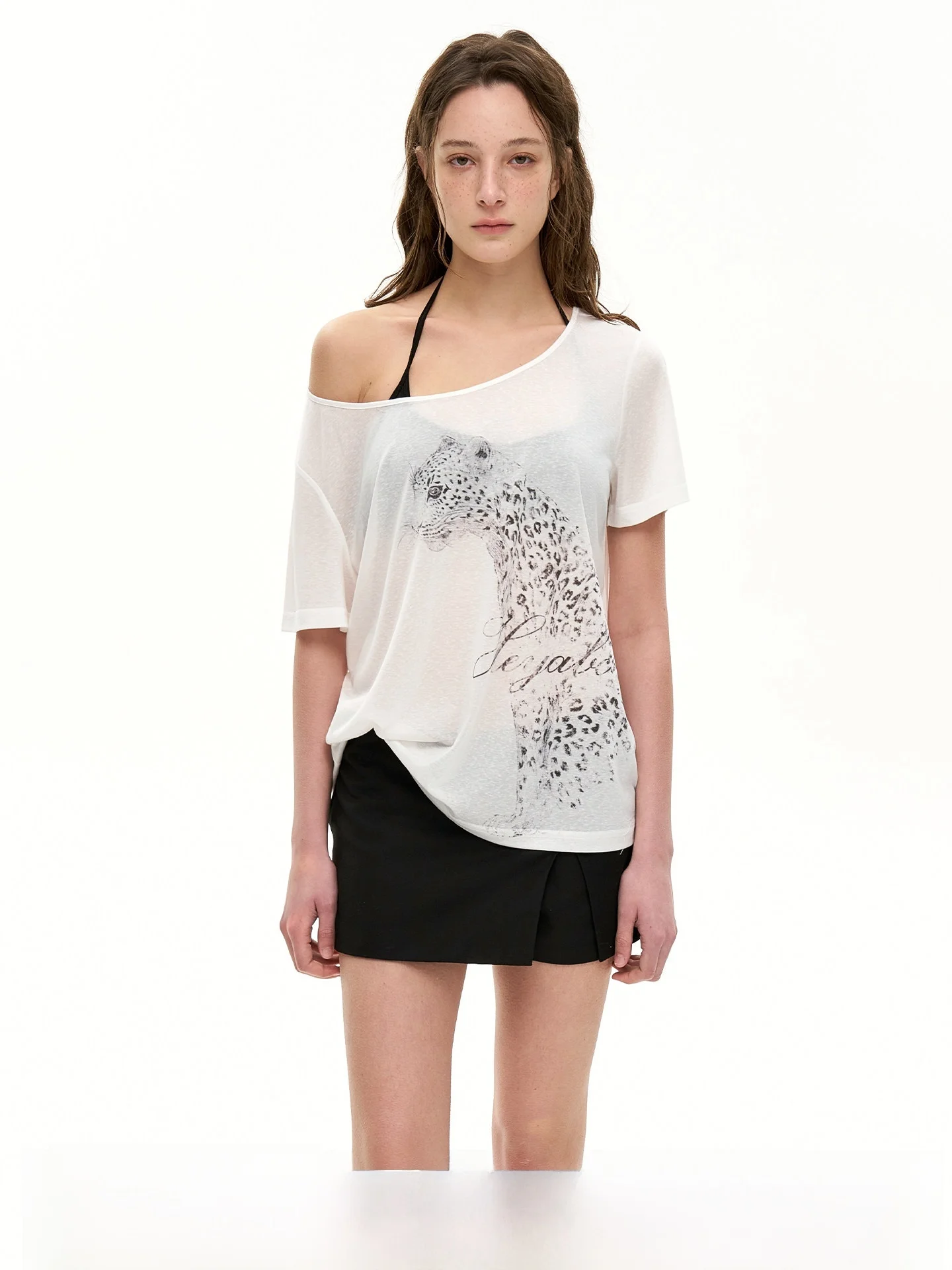 Heyabc Retro Leopard Print Shoulder Bared American Style Thin T Shirt Women Loose Fit Short Sleeve Summer Top Casual Fashion
Heyabc Retro Leopard Print Shoulder Bared American Style Thin T Shirt Women Loose Fit Short Sleeve Summer Top Casual Fashion