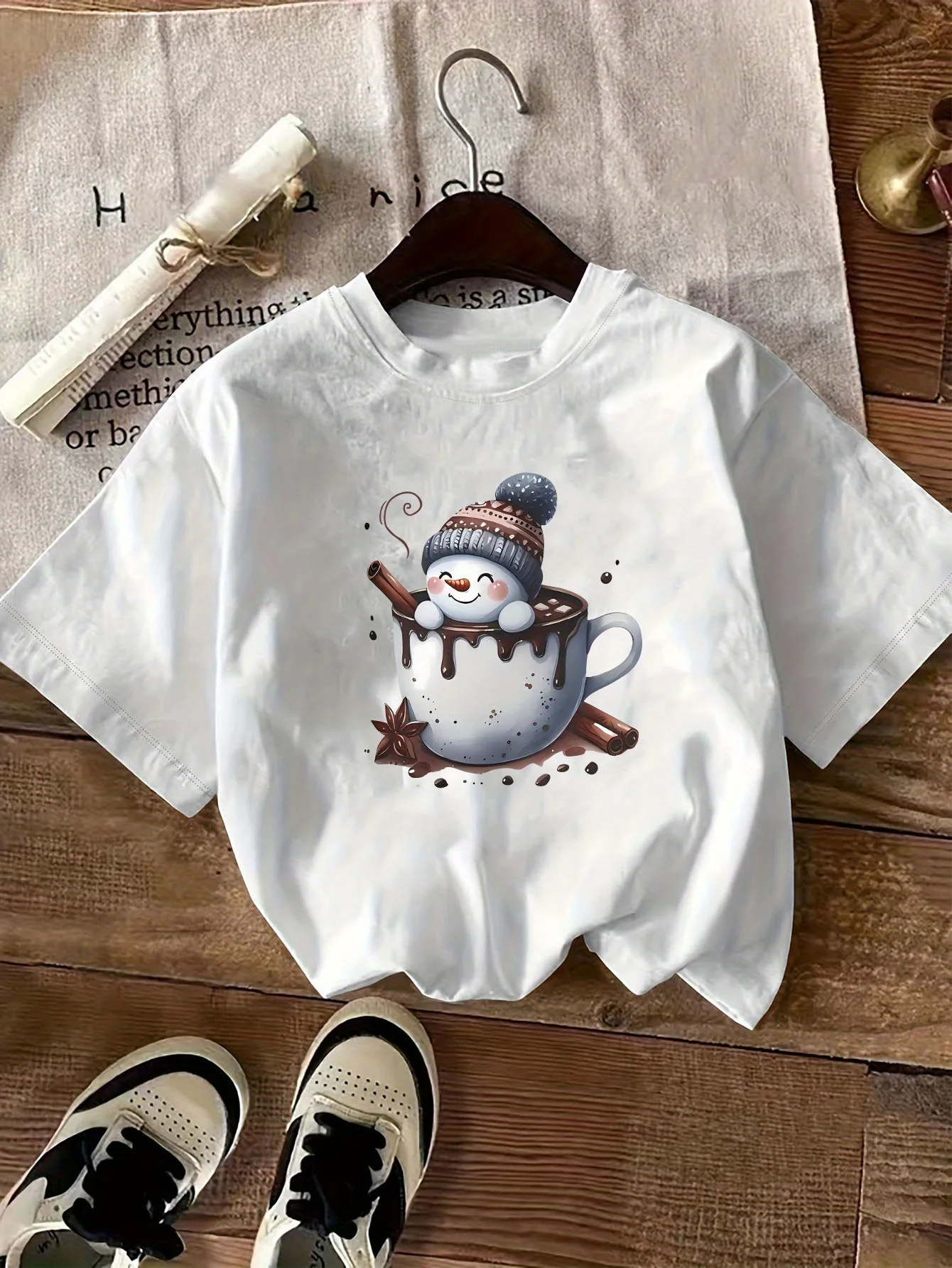 Women's T-Shirt Soft Top with Cute Snowman Mug Pattern Short Sleeve Round Neck Casual Suitable for Daily Wear Women Clothing
Women's T-Shirt Soft Top with Cute Snowman Mug Pattern Short Sleeve Round Neck Casual Suitable for Daily Wear Women Clothing