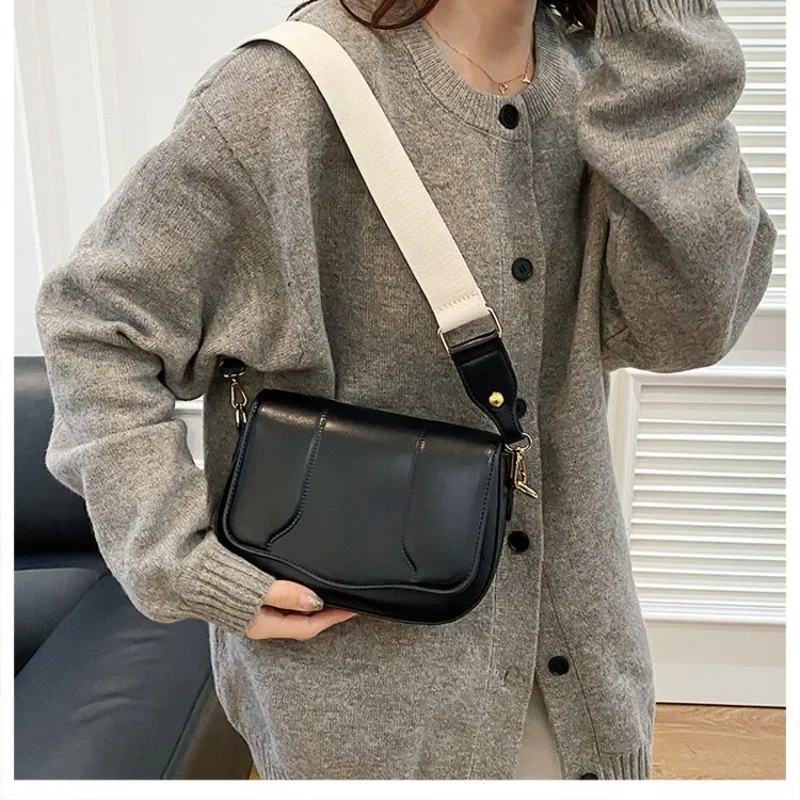 High End Diaper Bag Ladies Handbag Messenger Purse Large Capacity Shopping Party Casual Stylish Vintage
High End Diaper Bag Ladies Handbag Messenger Purse Large Capacity Shopping Party Casual Stylish Vintage