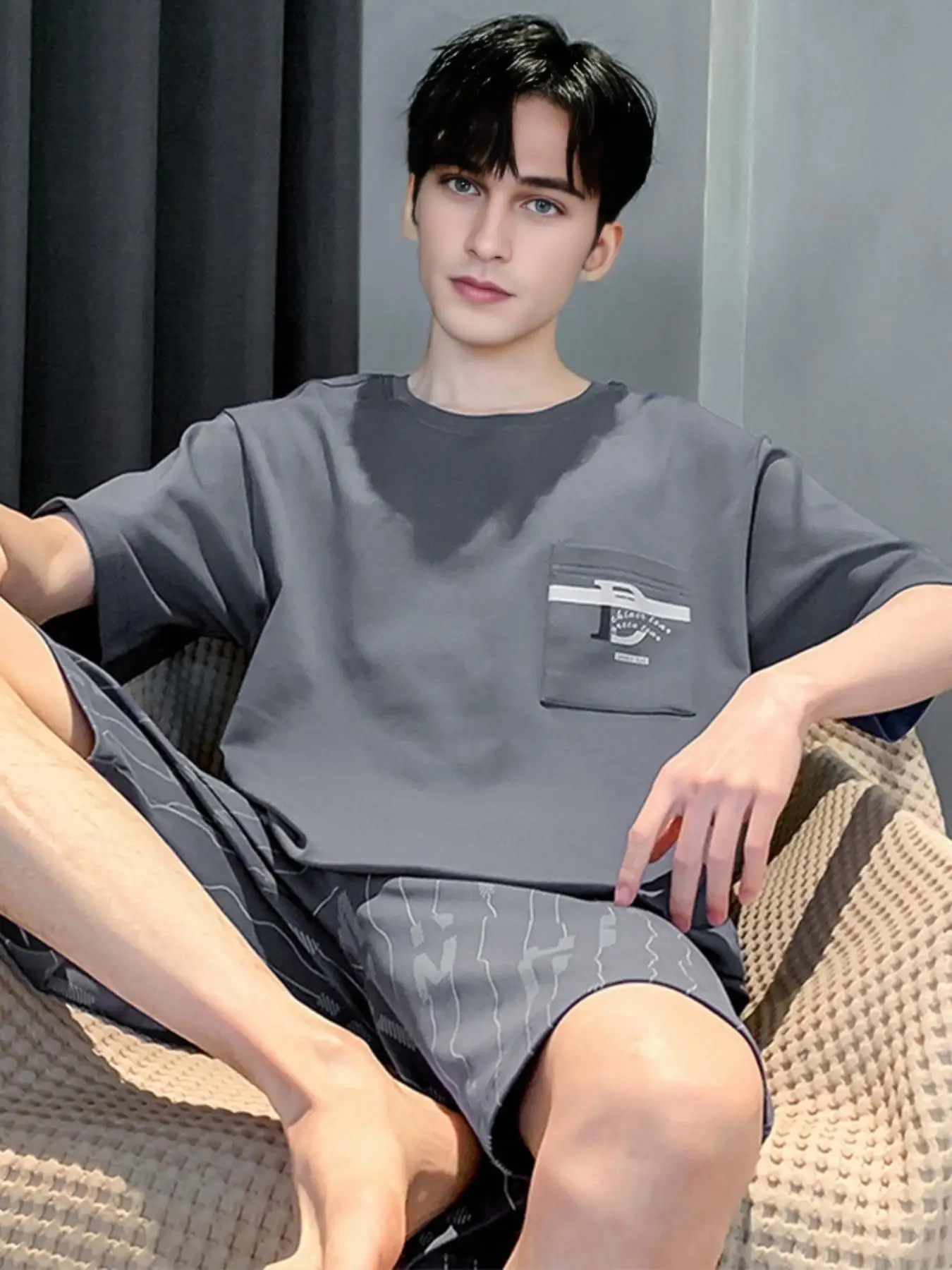 Men's Pajamas, Summer Short Sleeve and Shorts Set, Lightweight Plus Size Men's Homewear for Summer Men's pajama set with short-
Men's Pajamas, Summer Short Sleeve and Shorts Set, Lightweight Plus Size Men's Homewear for Summer Men's pajama set with short-