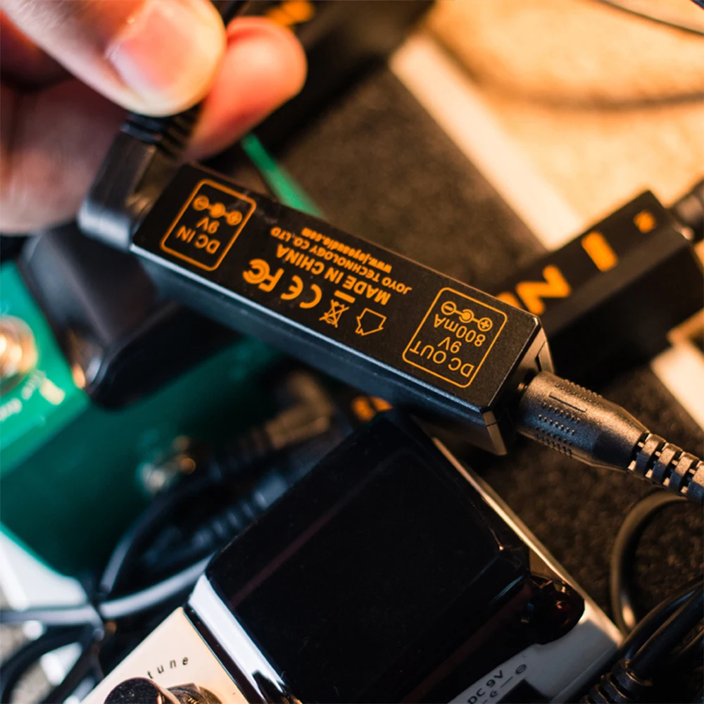Joyo Jp-06 Изолированный источник питания постоянного тока 9 В 800 мА — бесшумная энергия для 8 педалей, совместимый с гитарой/бас-гитарой/цепочкой эффектов и цифровым эффектом
Joyo Jp-06 Изолированный источник питания постоянного тока 9 В 800 мА — бесшумная энергия для 8 педалей, совместимый с гитарой/бас-гитарой/цепочкой эффектов и цифровым эффектом