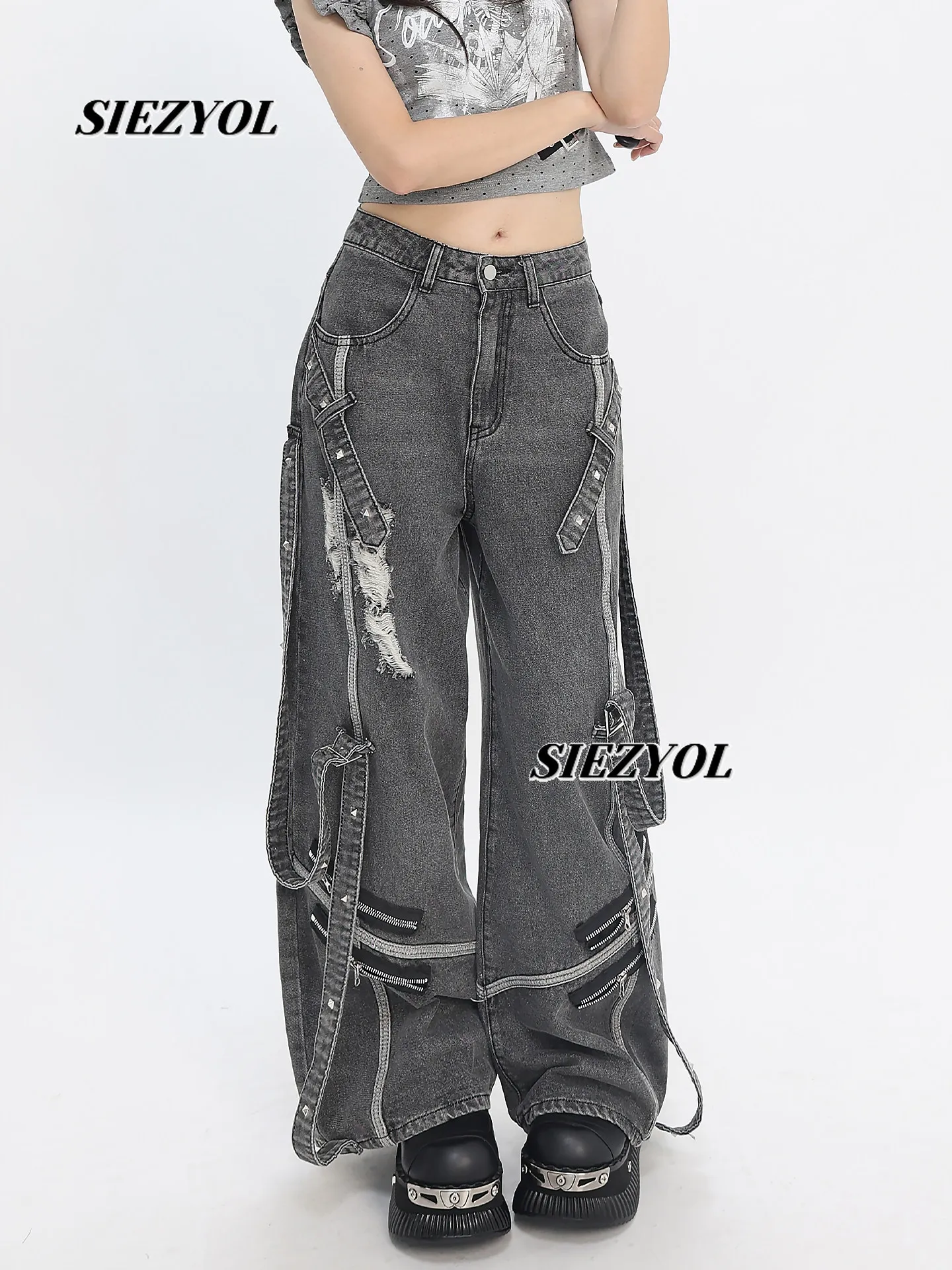 Spring & Fall New Arrival Original Punk Retro Streamer Denim Pants Distressed Straps Heavy Industry Loose Jeans for Women
Spring & Fall New Arrival Original Punk Retro Streamer Denim Pants Distressed Straps Heavy Industry Loose Jeans for Women