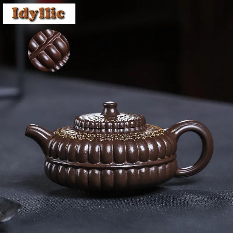 400ml Classic Yixing Purple Clay Teapots Handmade Carved Rib Pot Raw Ore Purple Mud Kettle With Filter Zisha Tea Set Cafes Gift
400ml Classic Yixing Purple Clay Teapots Handmade Carved Rib Pot Raw Ore Purple Mud Kettle With Filter Zisha Tea Set Cafes Gift