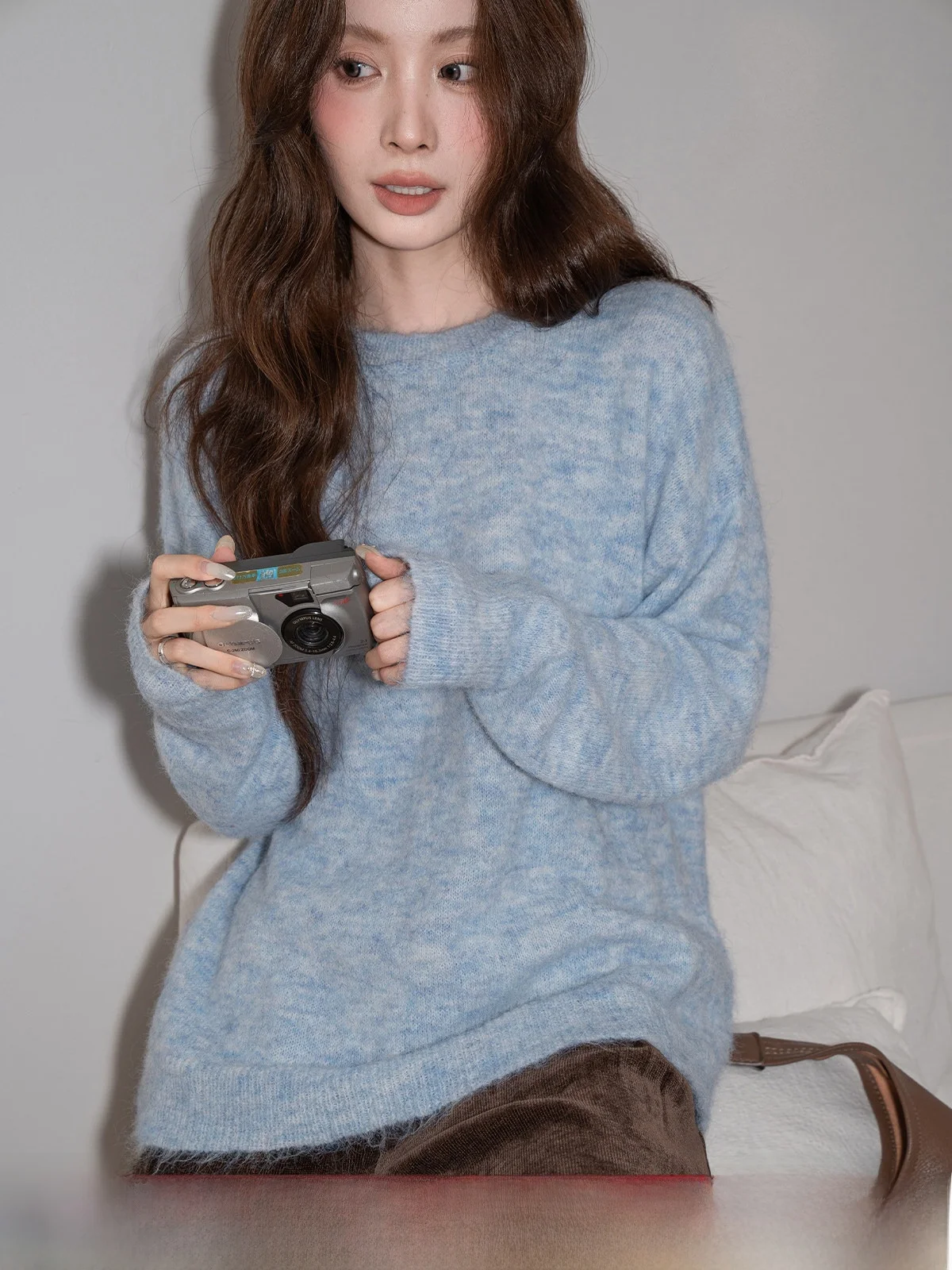 Blue round Ne Long Sve Knitted Sweater Women's Spring New Lazy High-End Inner Wear Outerwear Top Commute Sle Loose Fit
Blue round Ne Long Sve Knitted Sweater Women's Spring New Lazy High-End Inner Wear Outerwear Top Commute Sle Loose Fit