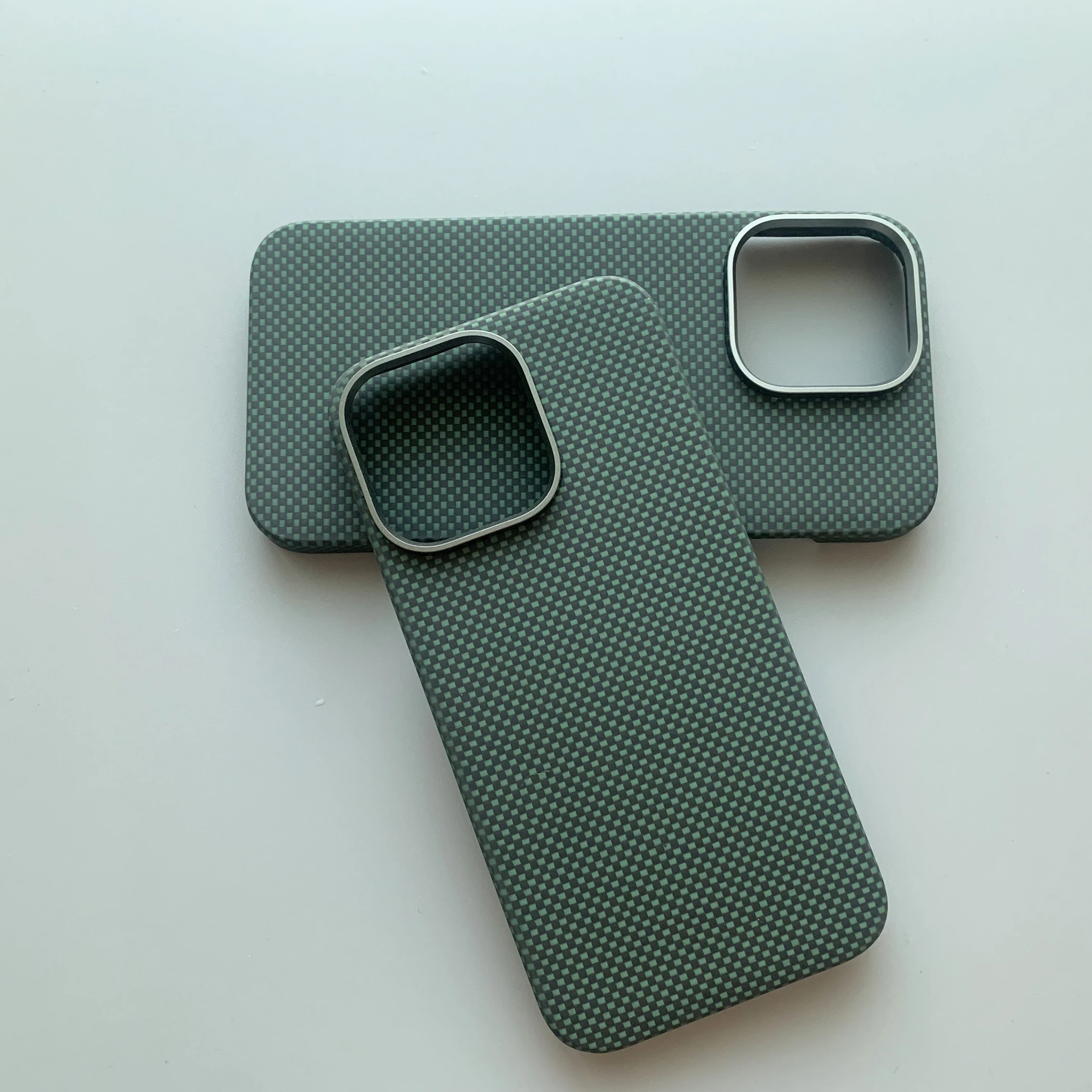 Luxury Carbon Fiber MagSafe Wireless Magnetic Slim Phone Case for Iphone 15 Pro 15 Pro Max Kevlar Phone Case
Luxury Carbon Fiber MagSafe Wireless Magnetic Slim Phone Case for Iphone 15 Pro 15 Pro Max Kevlar Phone Case