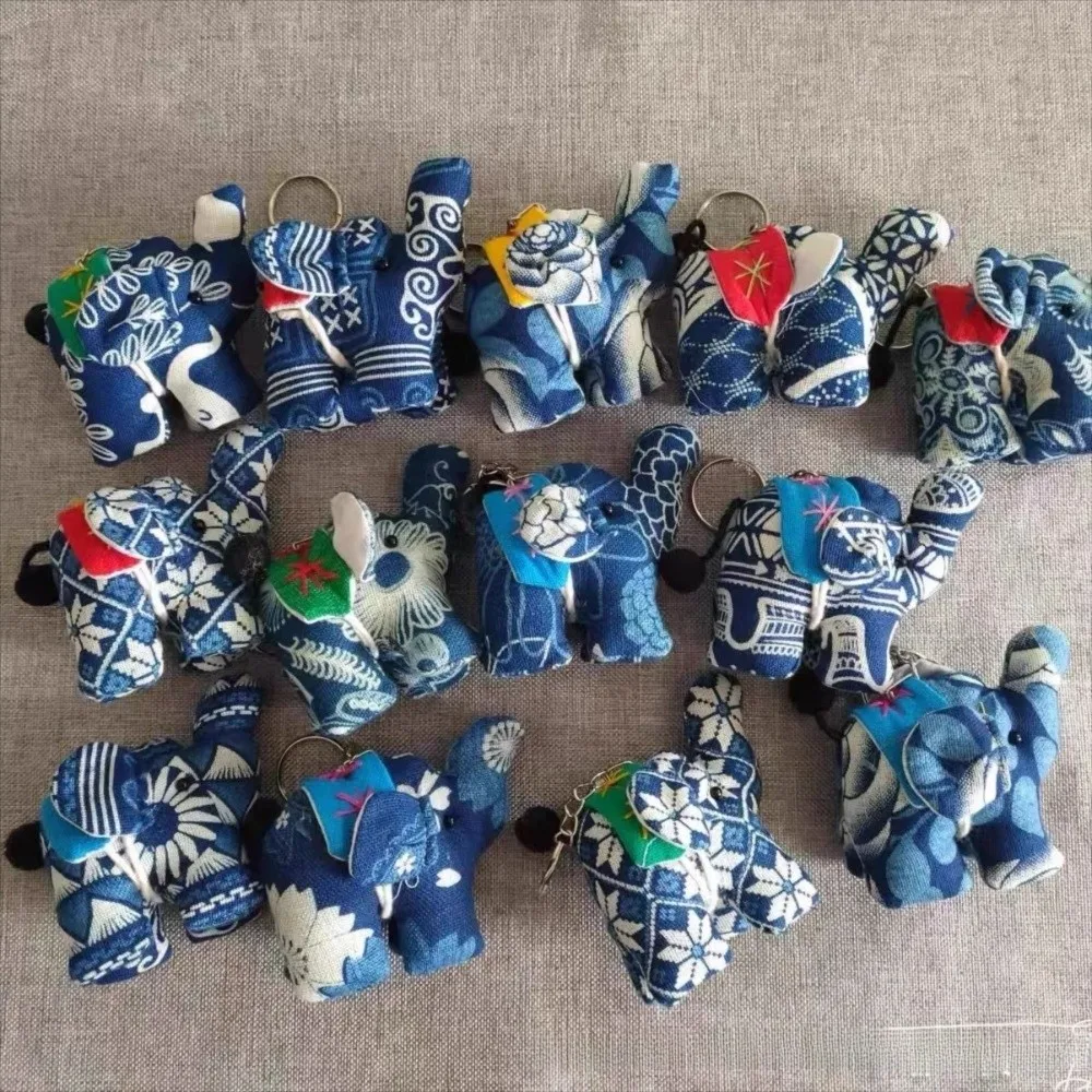 Ethnic Thai Fabric Elephant Keychain Handmade DIY Ganesha Keychain Animal Random Color Bag Pendant Charms Car Key Ring
Ethnic Thai Fabric Elephant Keychain Handmade DIY Ganesha Keychain Animal Random Color Bag Pendant Charms Car Key Ring