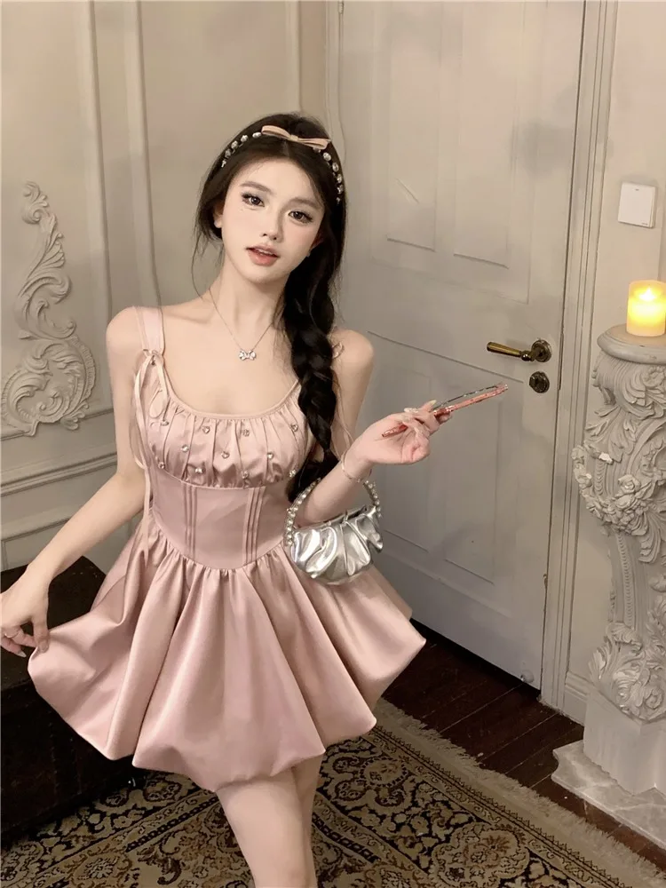Sweet Pure Desire Strap Dress Women's Summer New Spicy Girl Sexy Waist Slimming Fluffy A-Line Short Skirt Gown Hemline
Sweet Pure Desire Strap Dress Women's Summer New Spicy Girl Sexy Waist Slimming Fluffy A-Line Short Skirt Gown Hemline