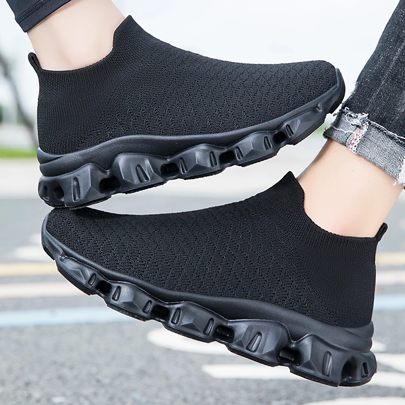 New Breathable Men Running Shoes Outdoor Casual Sneakers Lightweight Walking Tennis Unisex Sports Footwear New Tenis Masculino
New Breathable Men Running Shoes Outdoor Casual Sneakers Lightweight Walking Tennis Unisex Sports Footwear New Tenis Masculino