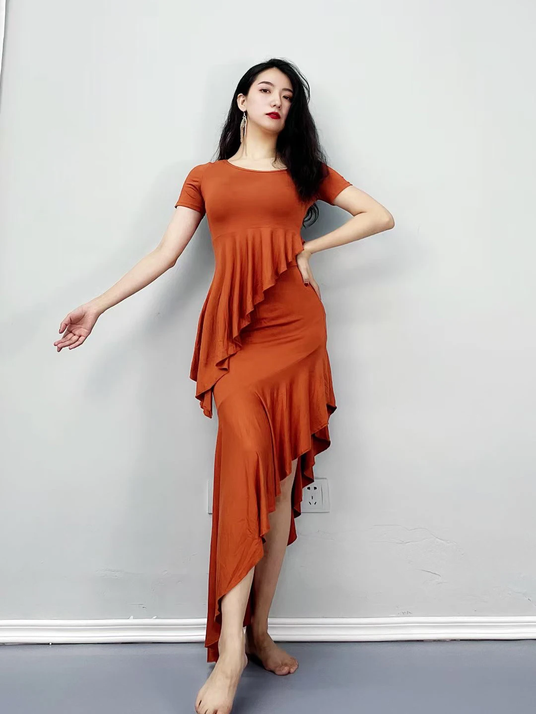 Belly Dance costume Outfit Caderin Dancer Lessons Wear 2023 For Women Set Oriental Adult Professional Top Skirts Dress Suit
Belly Dance costume Outfit Caderin Dancer Lessons Wear 2023 For Women Set Oriental Adult Professional Top Skirts Dress Suit